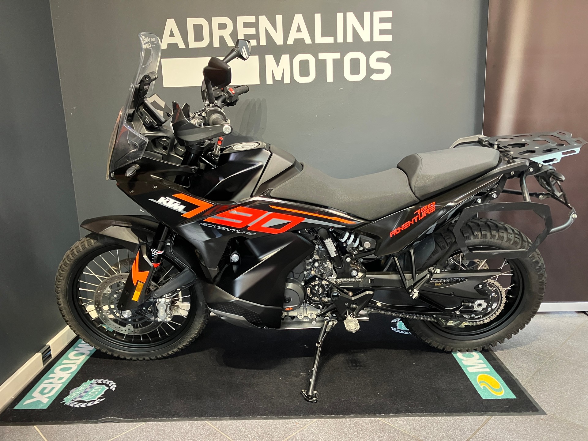 KTM 790 Adventure-showroom-element-3