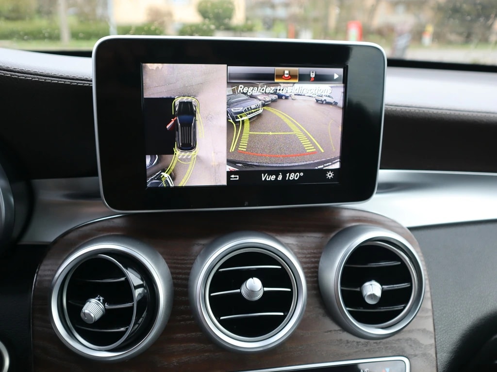 MERCEDES-BENZ GLC 250 d AMG Line 4Matic 9G-Tronic ** Voll-Leder ** Panorama Glasdach ** Navigation ** RF-Kamera 360° ** Frisch ab MFK **-image-7
