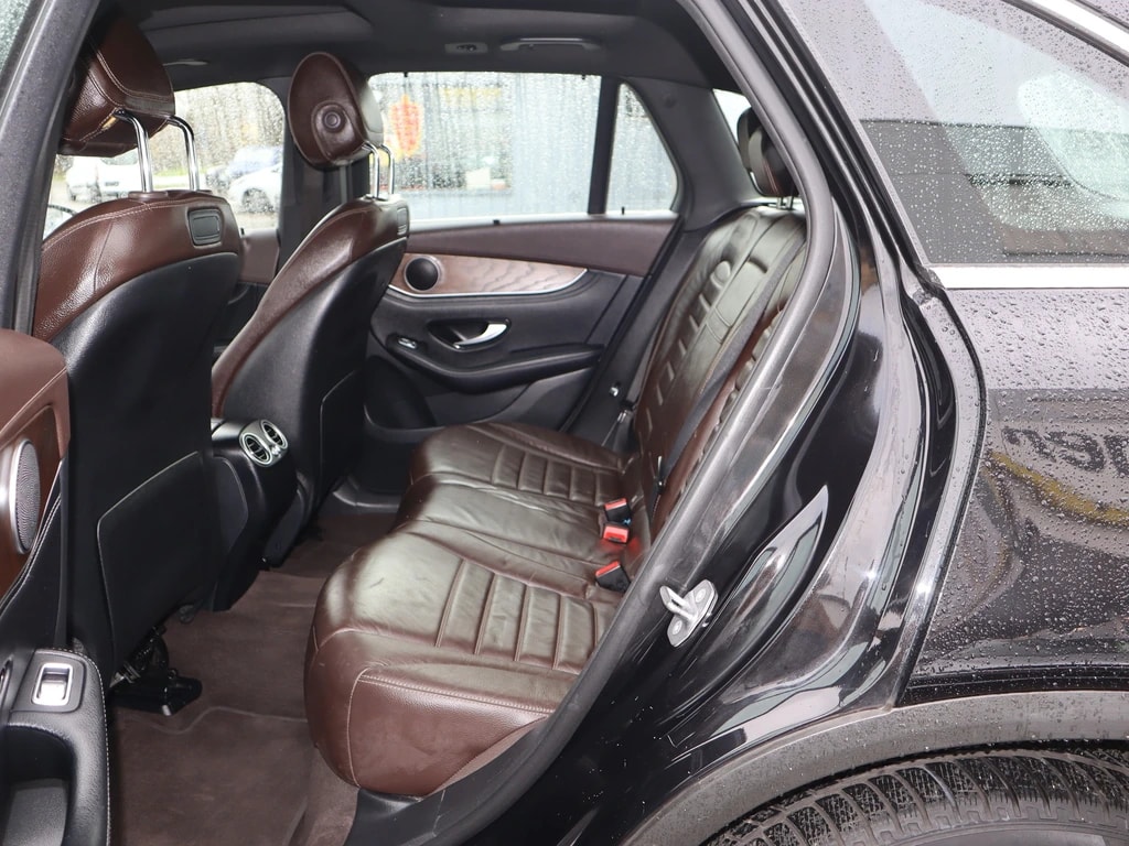 MERCEDES-BENZ GLC 250 d AMG Line 4Matic 9G-Tronic ** Voll-Leder ** Panorama Glasdach ** Navigation ** RF-Kamera 360° ** Frisch ab MFK **-image-10