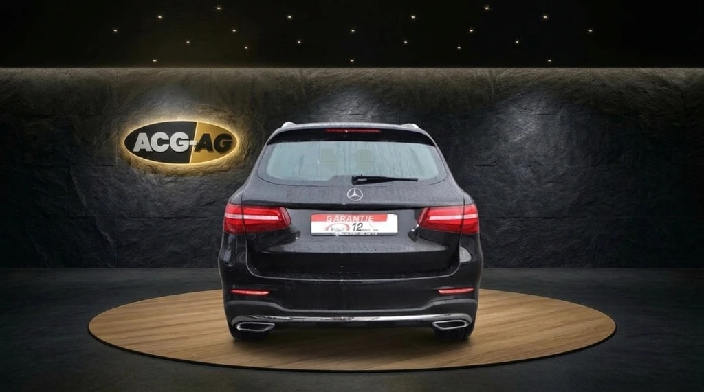 MERCEDES-BENZ GLC 250 d AMG Line 4Matic 9G-Tronic ** Voll-Leder ** Panorama Glasdach ** Navigation ** RF-Kamera 360° ** Frisch ab MFK **-image-3