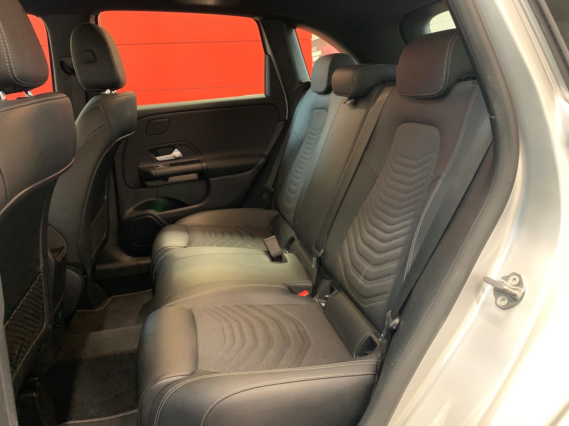 MERCEDES-BENZ B 200 4Matic Style-image-9