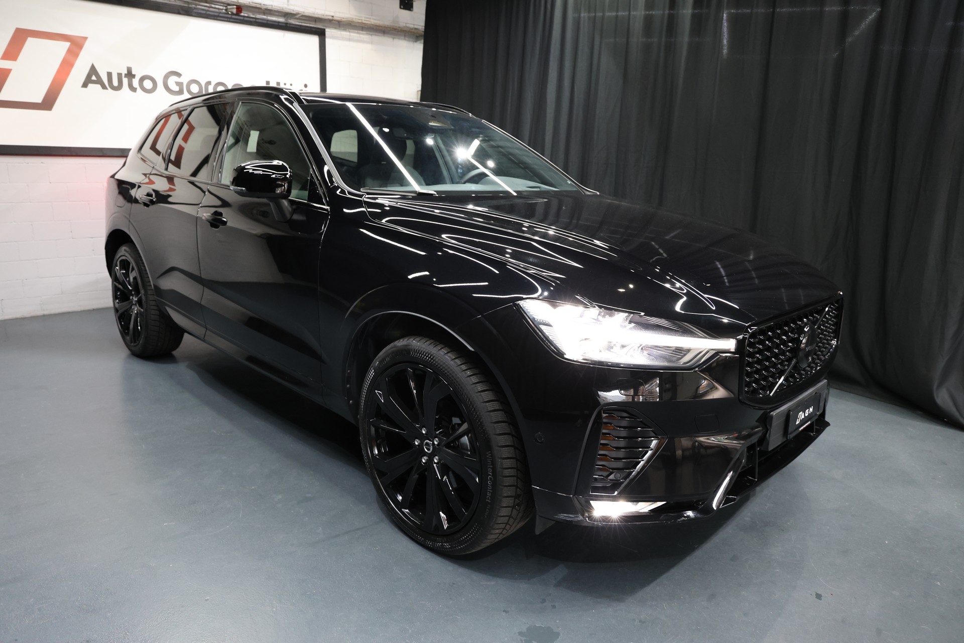 VOLVO XC60 B5 Benzin Mild Hybrid AWD Ultra Dark Geartronic-image-10