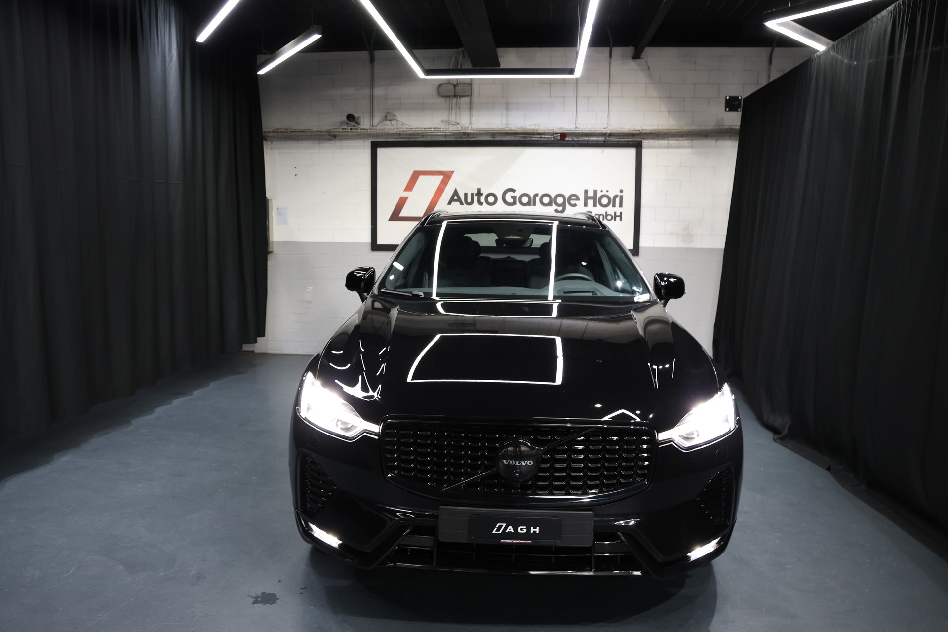 VOLVO XC60 B5 Benzin Mild Hybrid AWD Ultra Dark Geartronic-image-9
