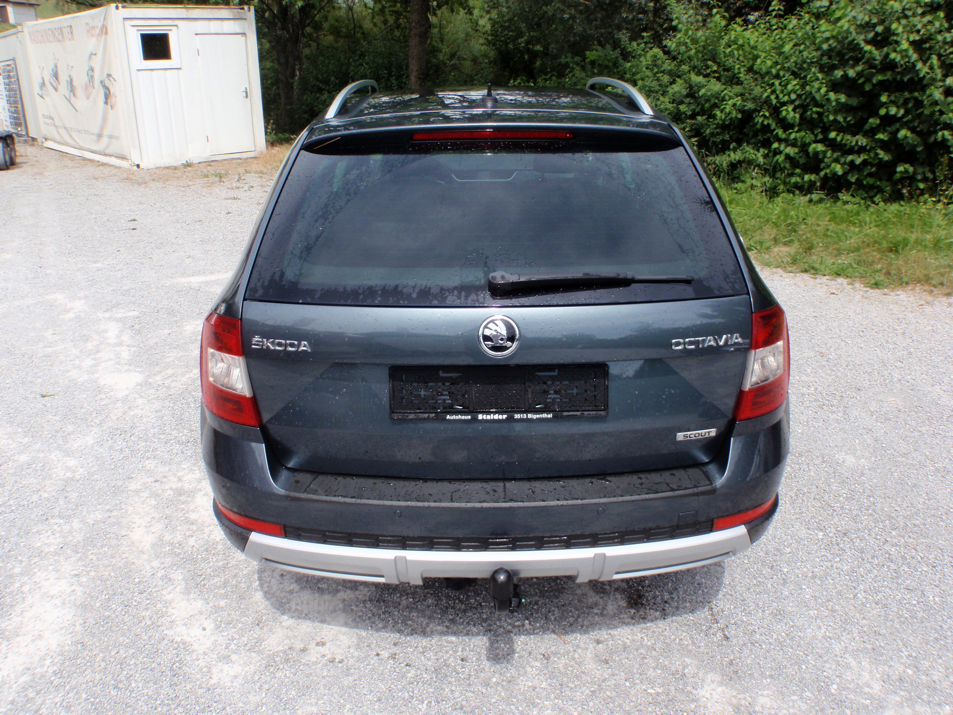 SKODA Octavia Combi 2.0 TDI Scout 4x4 DSG-image-4
