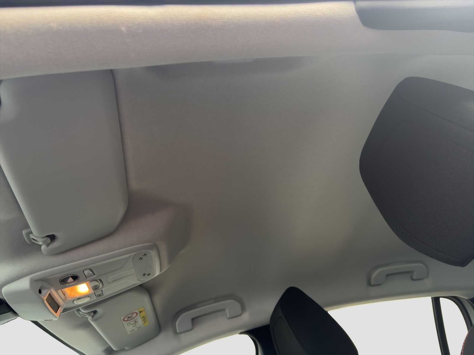 PEUGEOT 208 1.2 PureTech 100 PS Active Pack-image-6