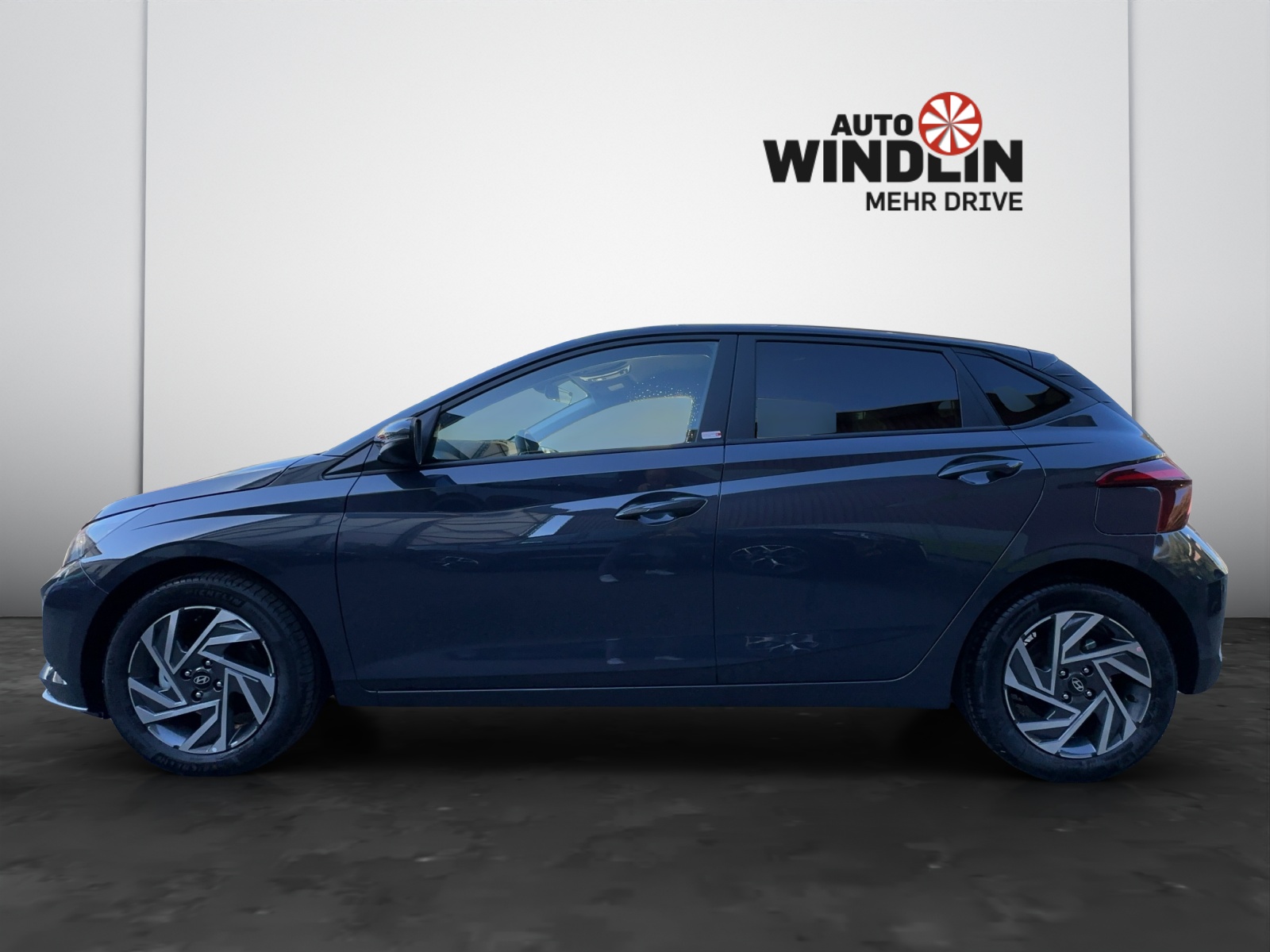 HYUNDAI i20 1.0 T-GDi Amplia Go Pack Safe Tec-image-2