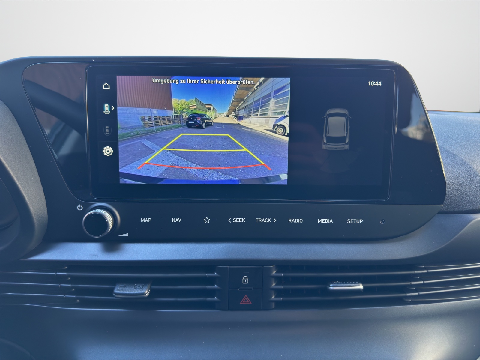 HYUNDAI i20 1.0 T-GDi Amplia Go Pack Safe Tec-image-8