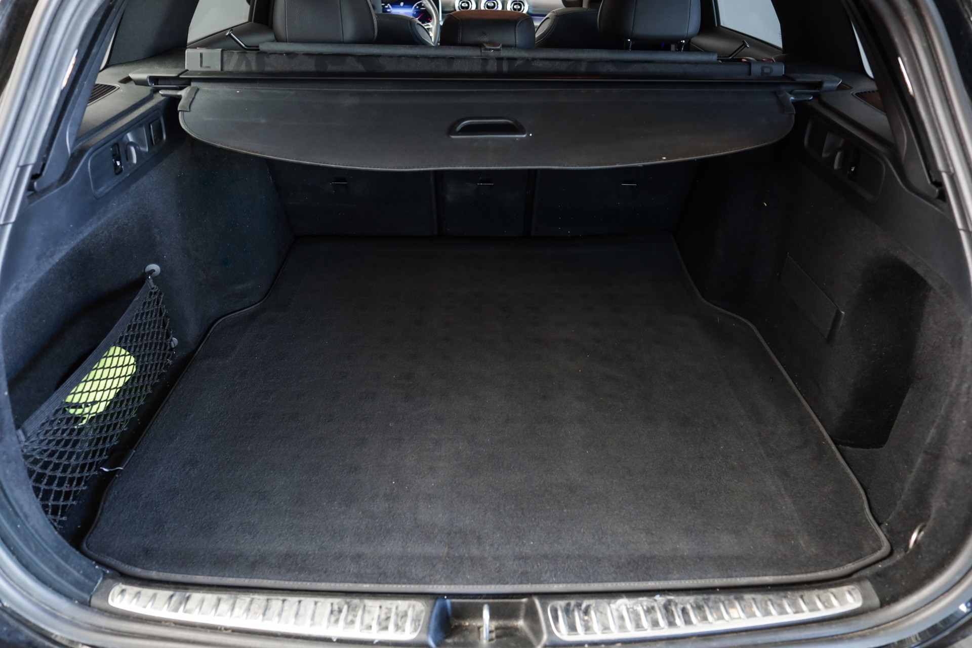 MERCEDES-BENZ C 220 d T 4 Matic Sièges ventilés / DIGITAL LIGHT / Pack Night-image-22