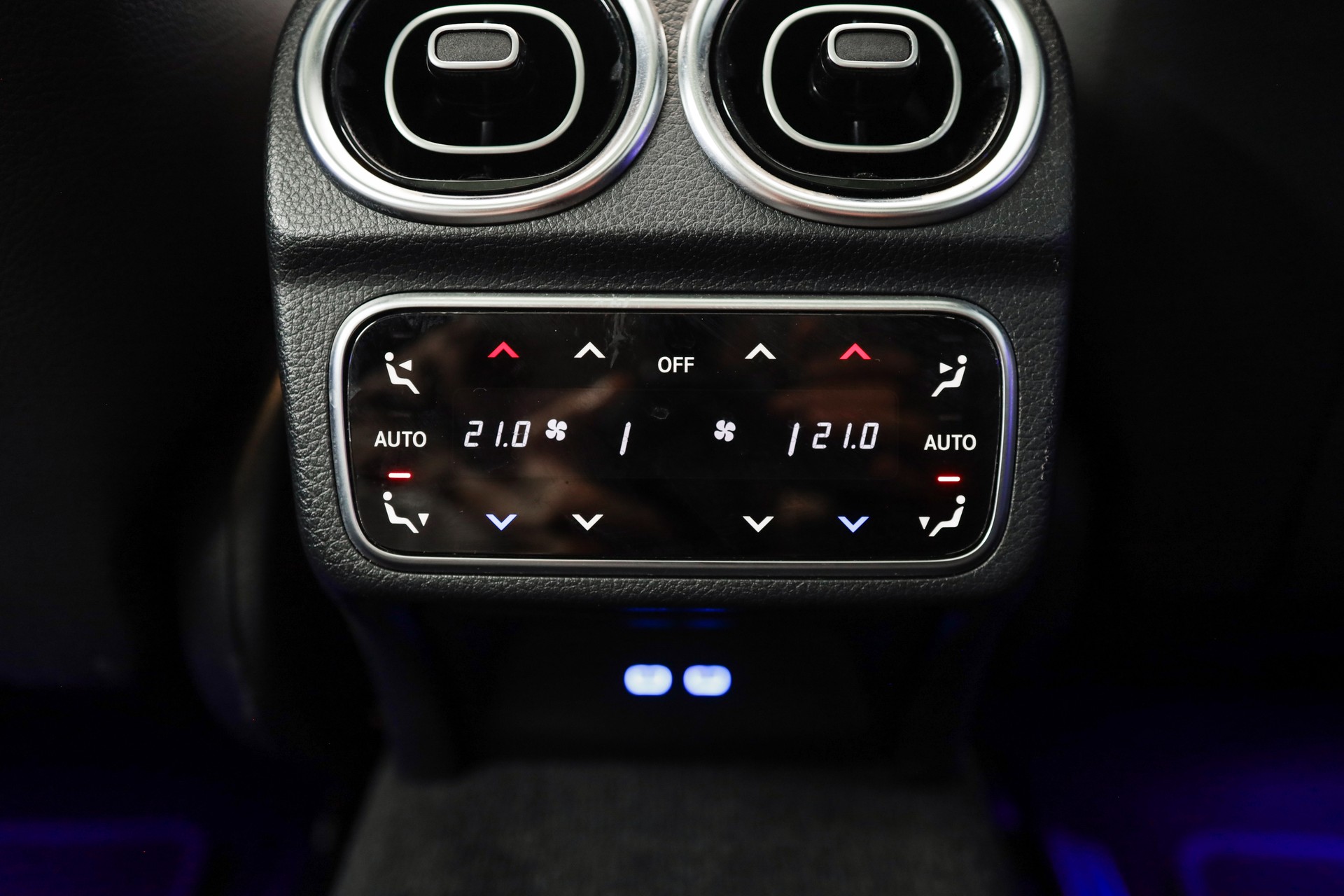 MERCEDES-BENZ C 220 d T 4 Matic Sièges ventilés / DIGITAL LIGHT / Pack Night-image-15