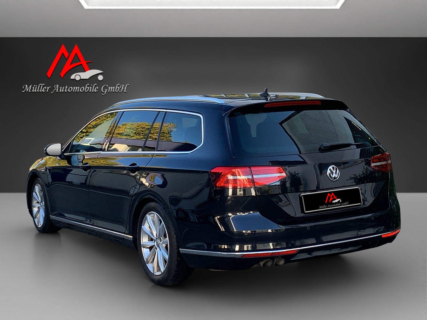 VW Passat Variant 2.0 TDI BMT High. DSG 4Motion-image-6