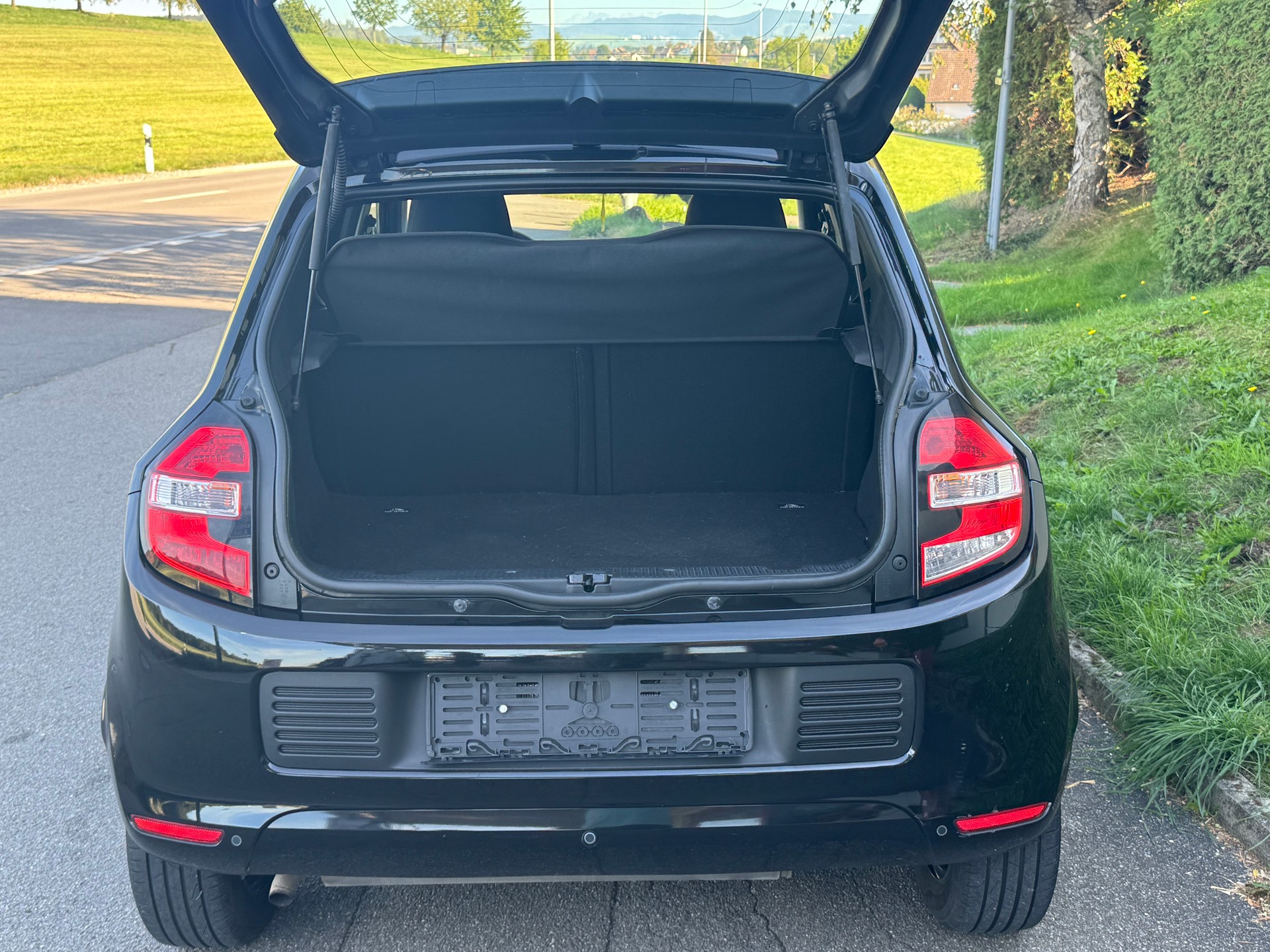RENAULT Twingo 1.0 Life-image-6
