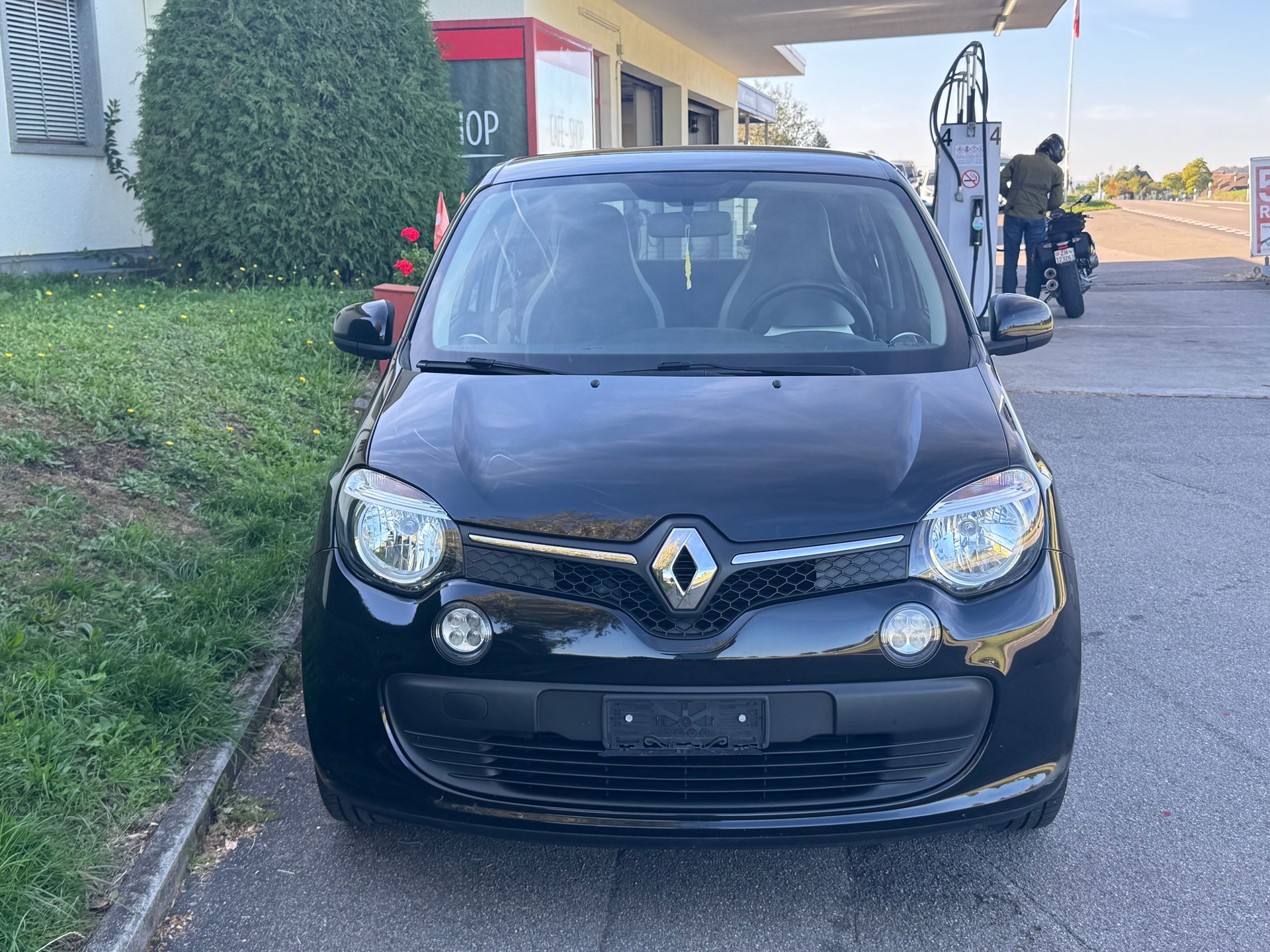 RENAULT Twingo 1.0 Life-image-1
