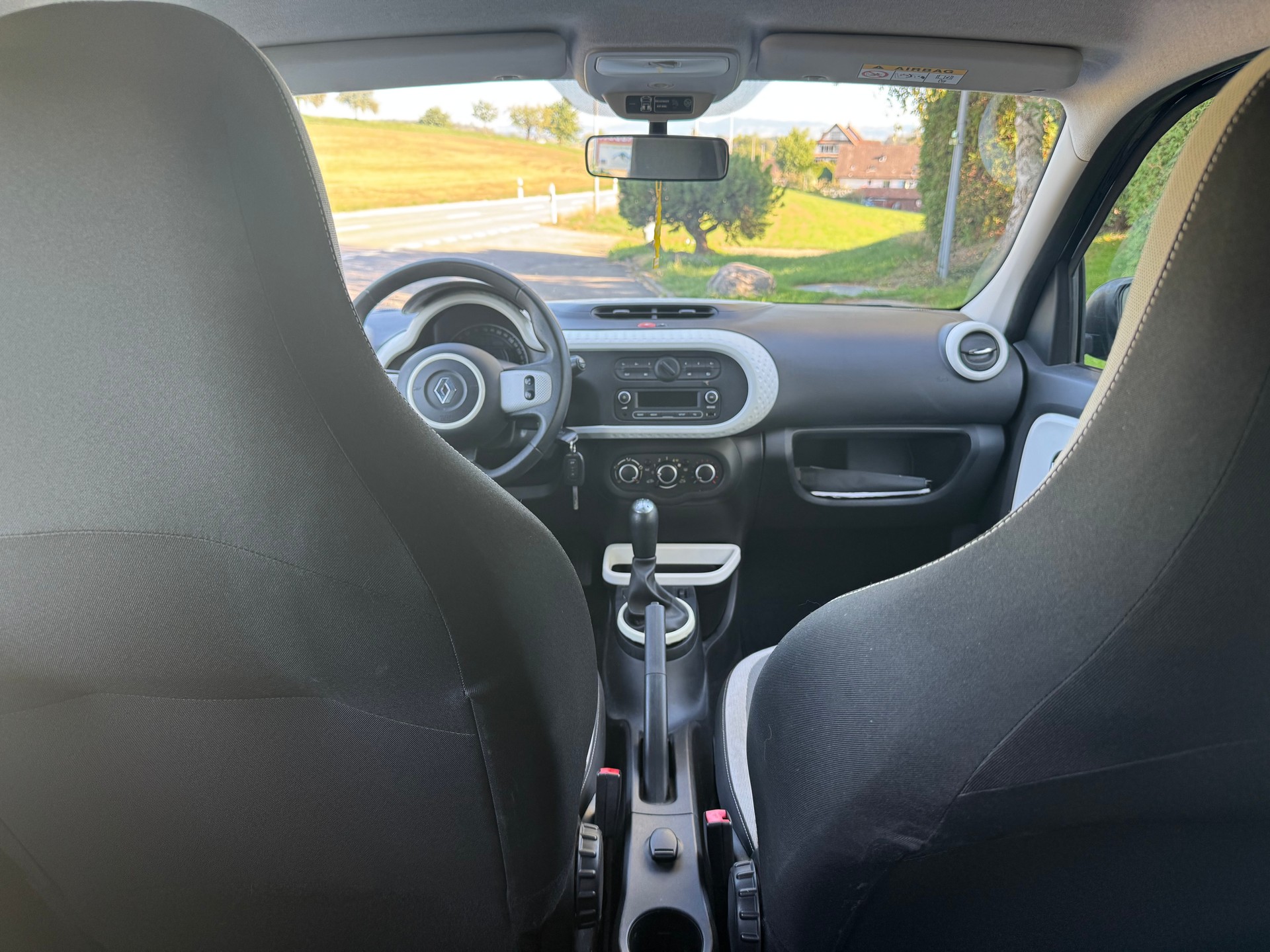 RENAULT Twingo 1.0 Life-image-7