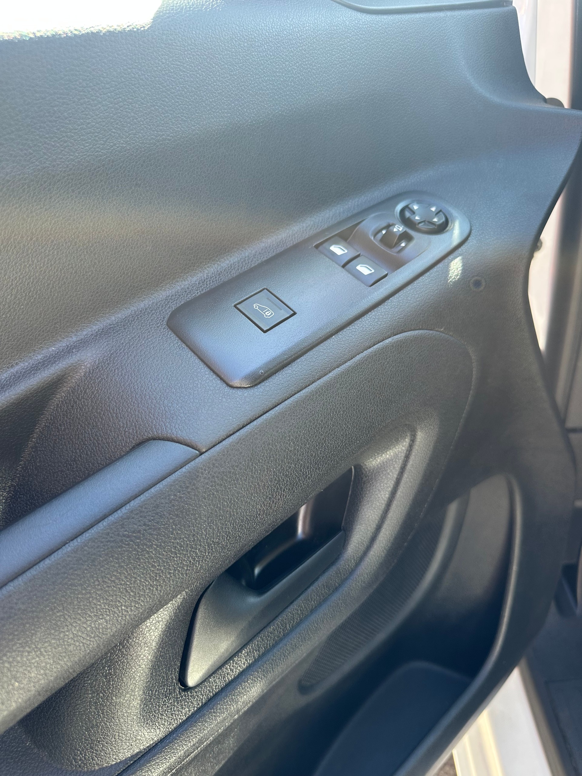 PEUGEOT Partner 1.5 Blue HDi s/s Premium 1000kg-image-7