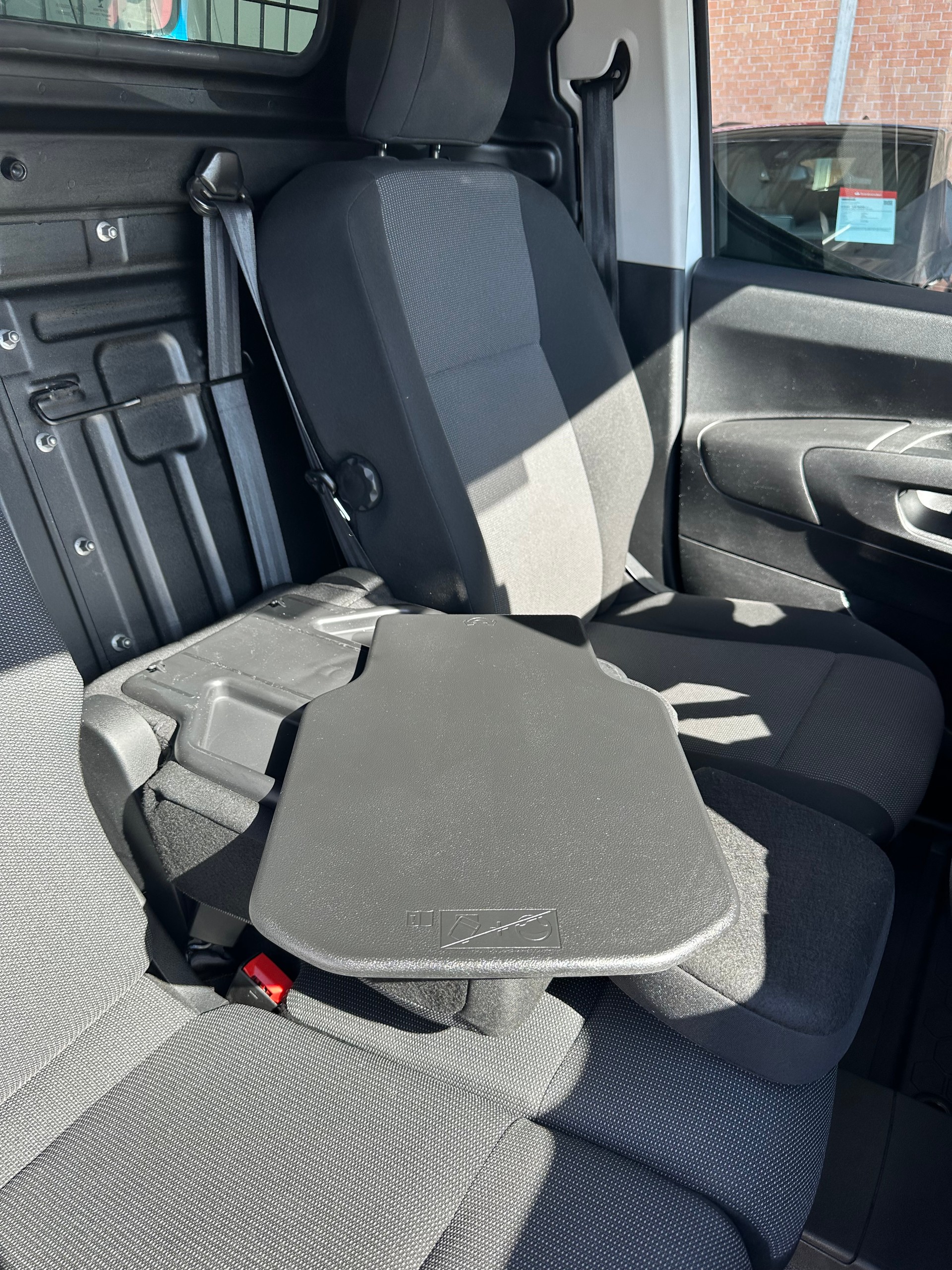 PEUGEOT Partner 1.5 Blue HDi s/s Premium 1000kg-image-9