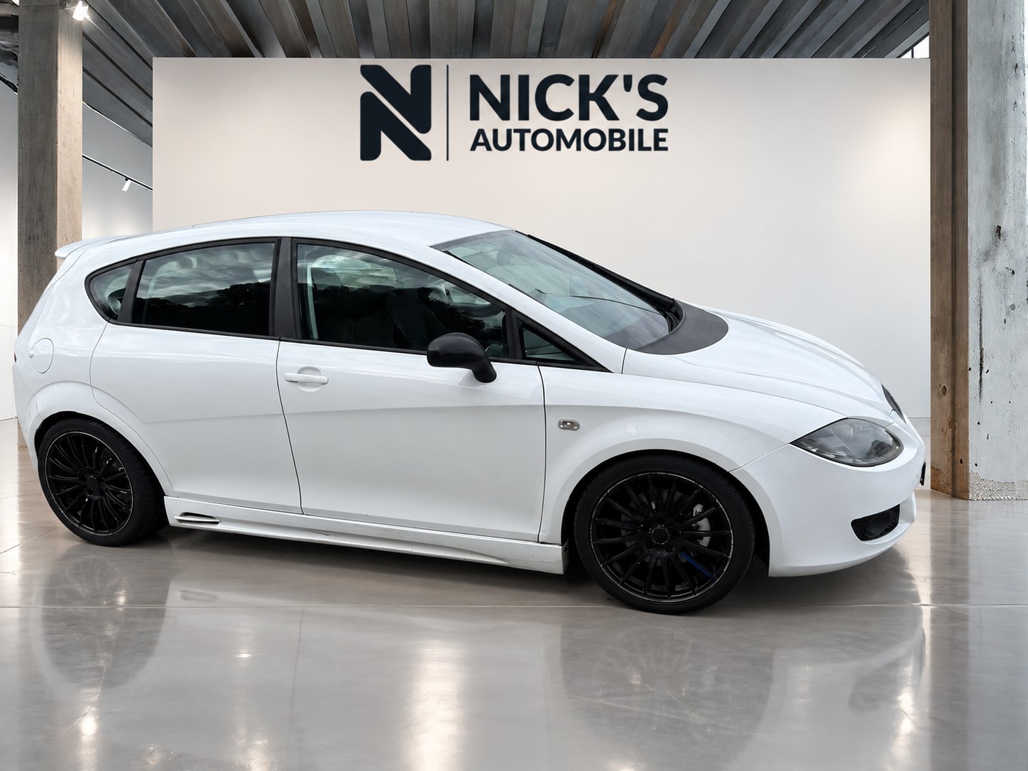 SEAT Leon 2.0 FSI T Stylance-image-3