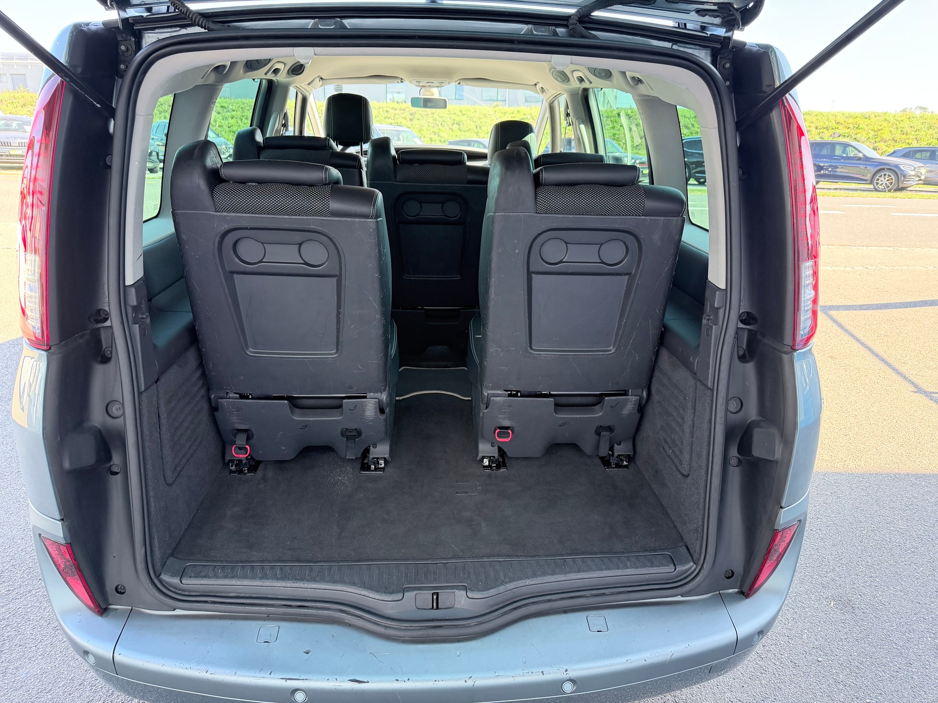 RENAULT Grand Espace 2.0 dCi Swiss Edition Automatic+++EINER DER LETZTEN MIT DEN KM+++-image-10