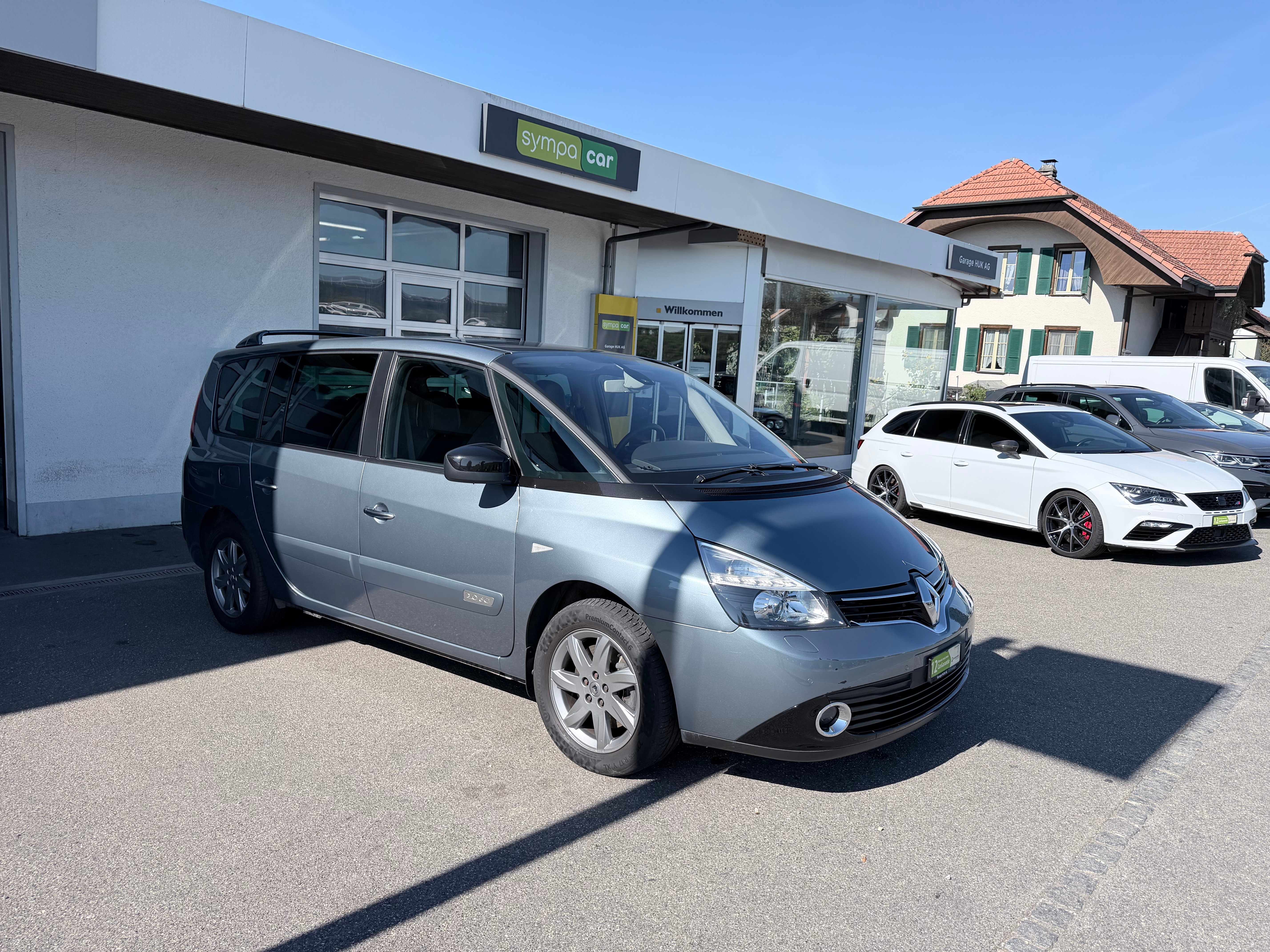 Car photo