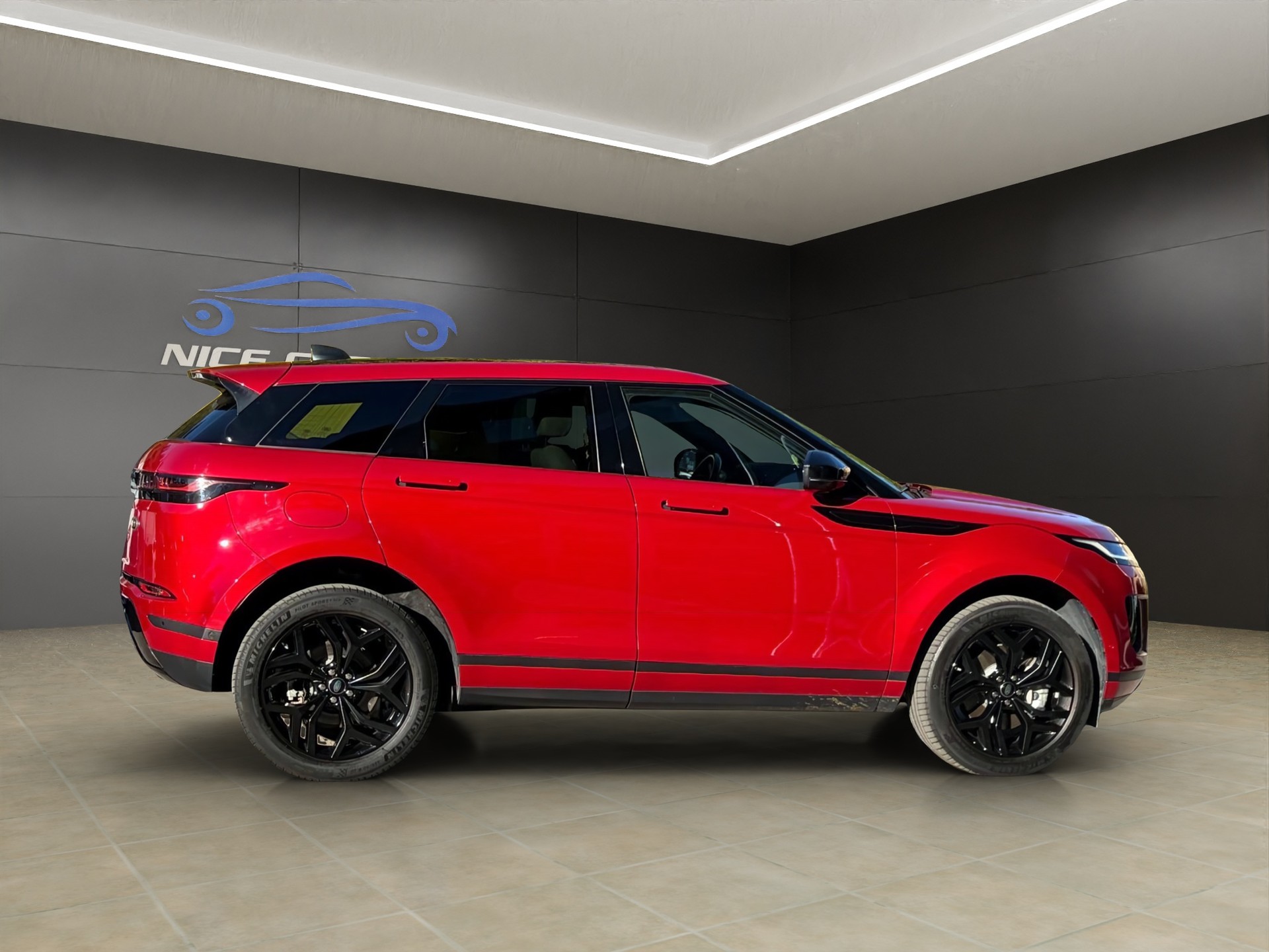 LAND ROVER Range Rover Evoque P 300e SE AT8-image-7