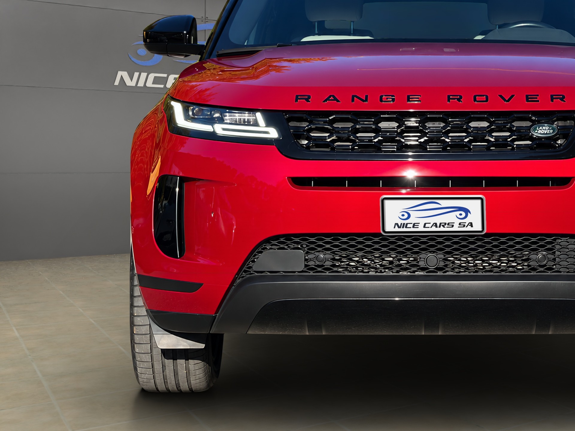 LAND ROVER Range Rover Evoque P 300e SE AT8-image-9