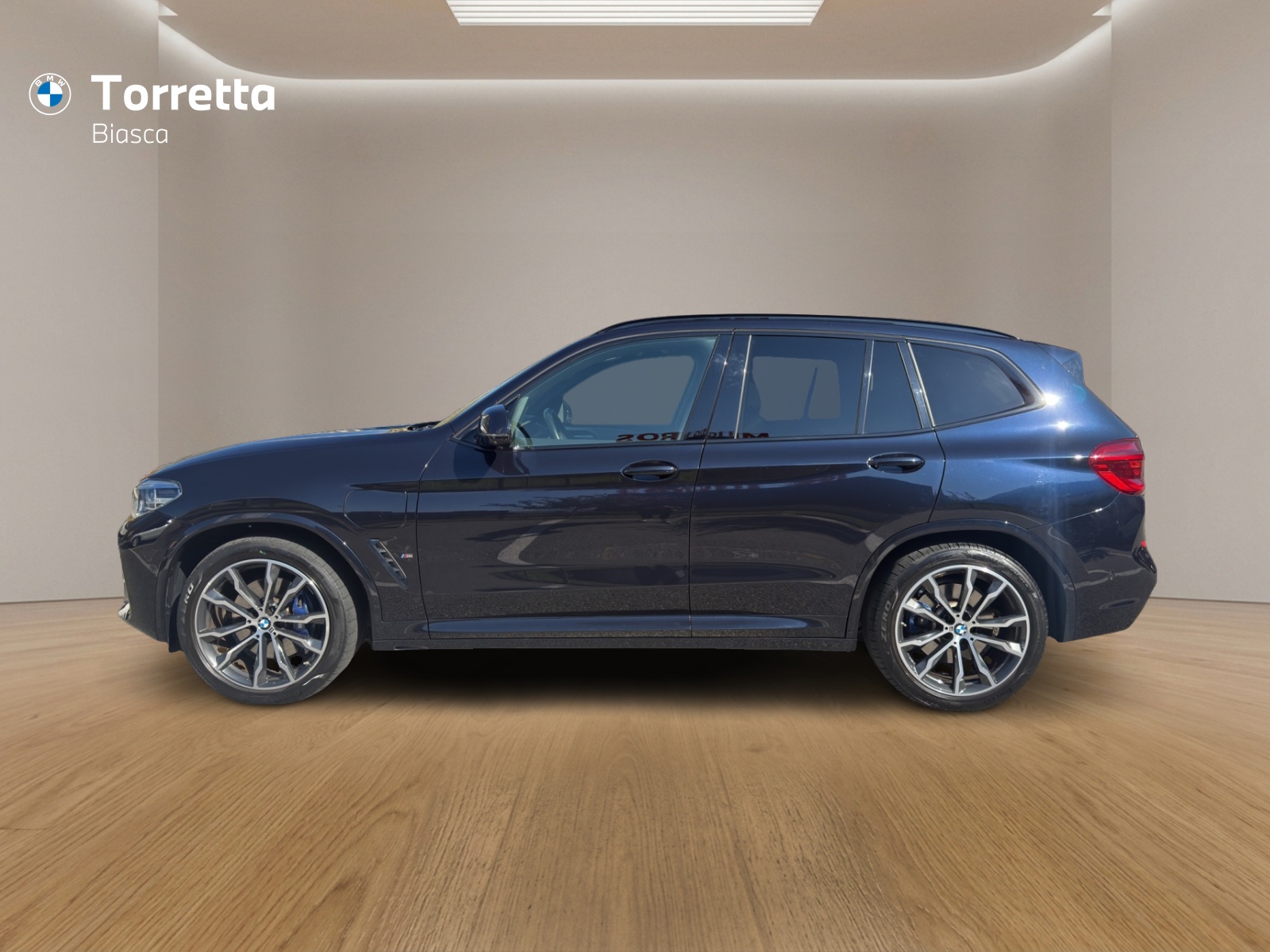 BMW X3 xDrive 30e M Sport-showroom-element-1