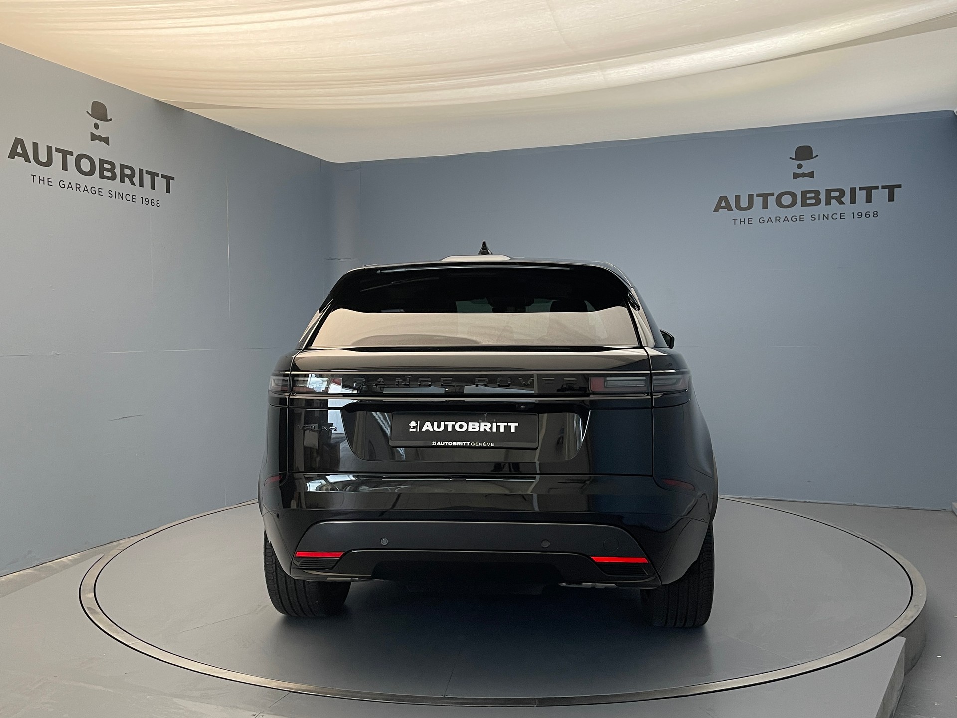 LAND ROVER Range Rover Velar 2.0 P400e Dynamic HSE-image-4