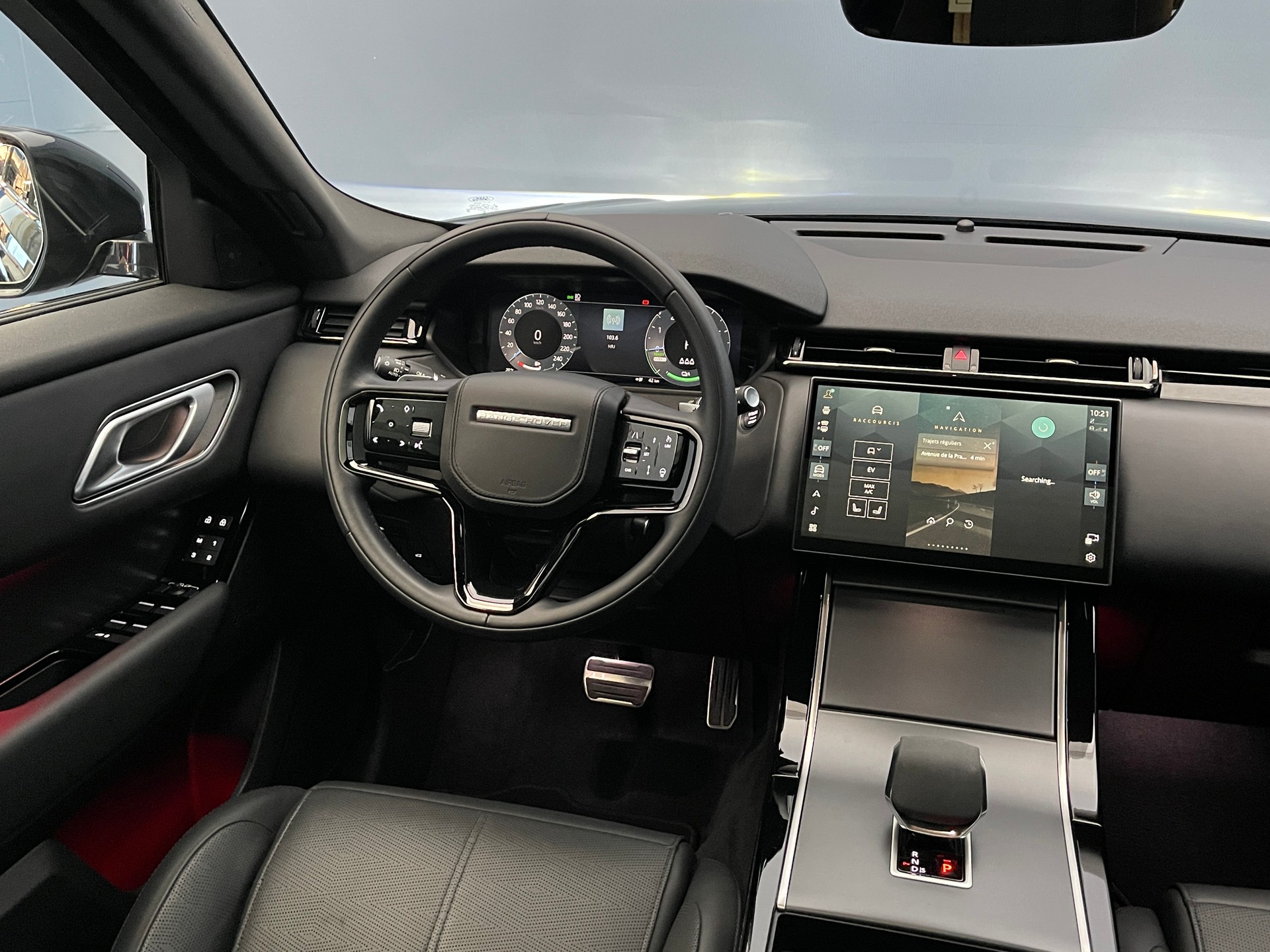 LAND ROVER Range Rover Velar 2.0 P400e Dynamic HSE-image-5