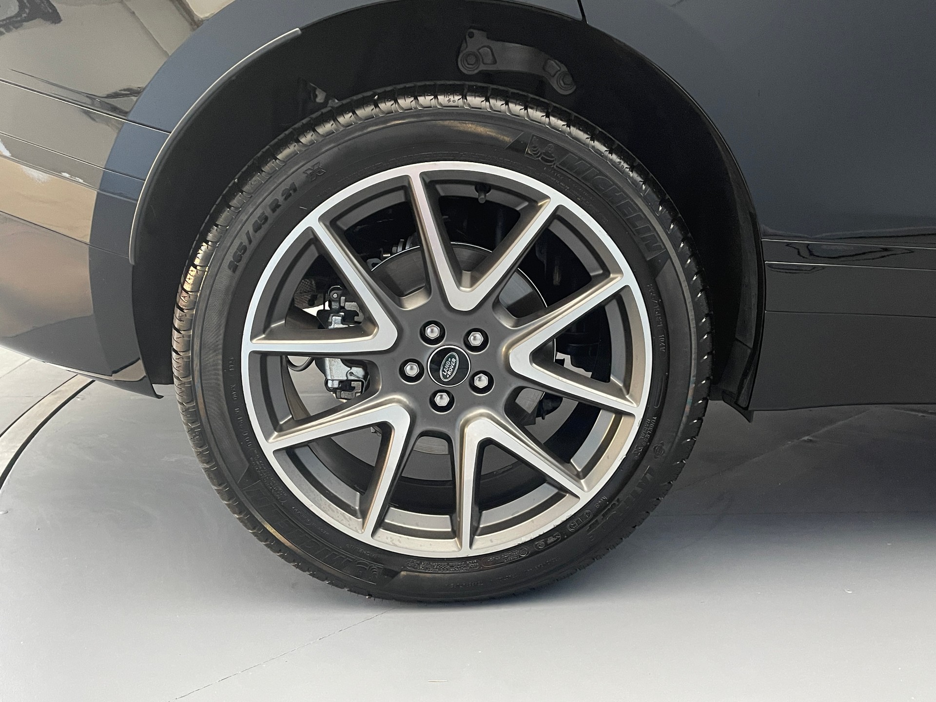 LAND ROVER Range Rover Velar 2.0 P400e Dynamic HSE-image-13