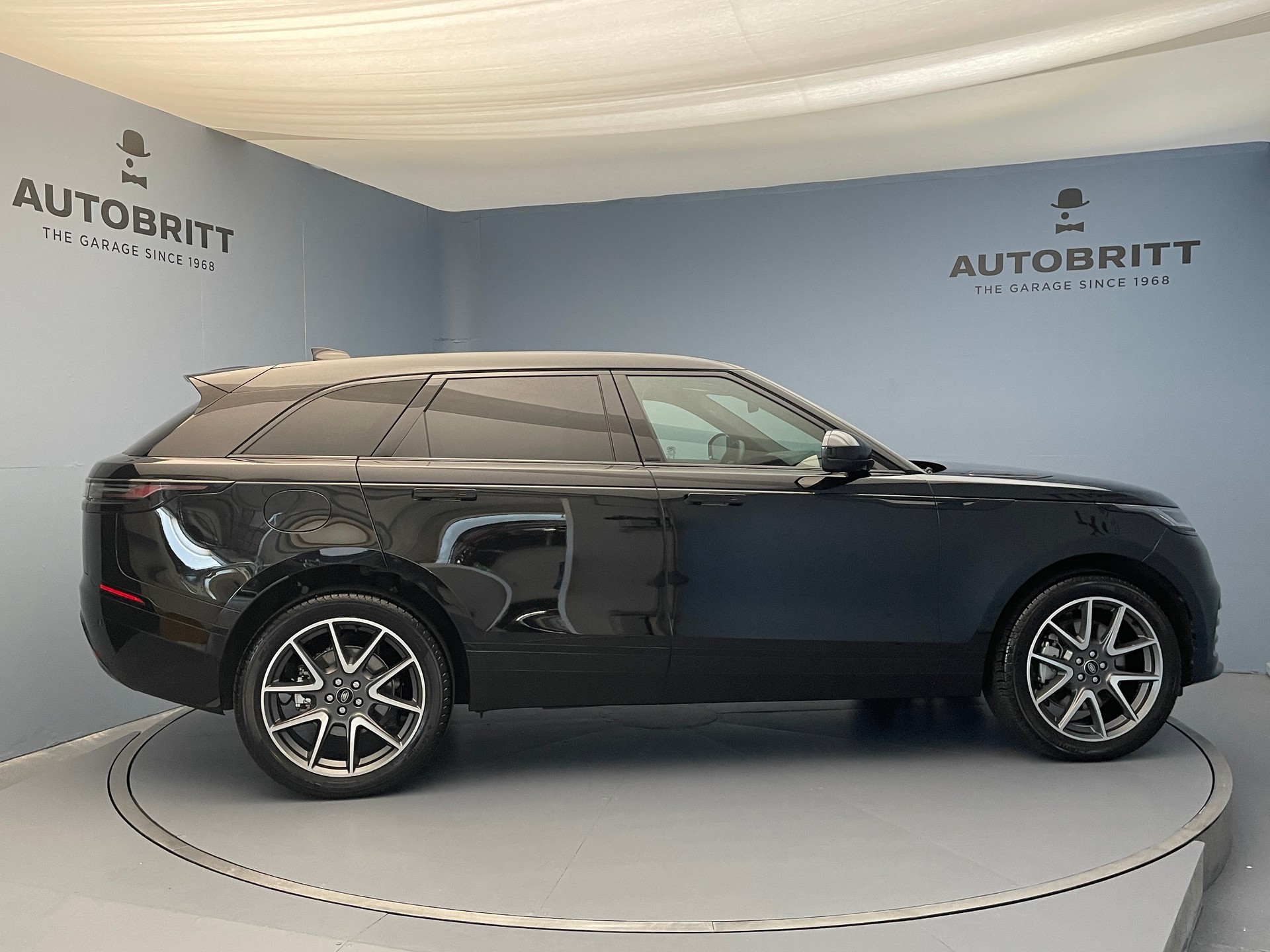 LAND ROVER Range Rover Velar 2.0 P400e Dynamic HSE-image-2