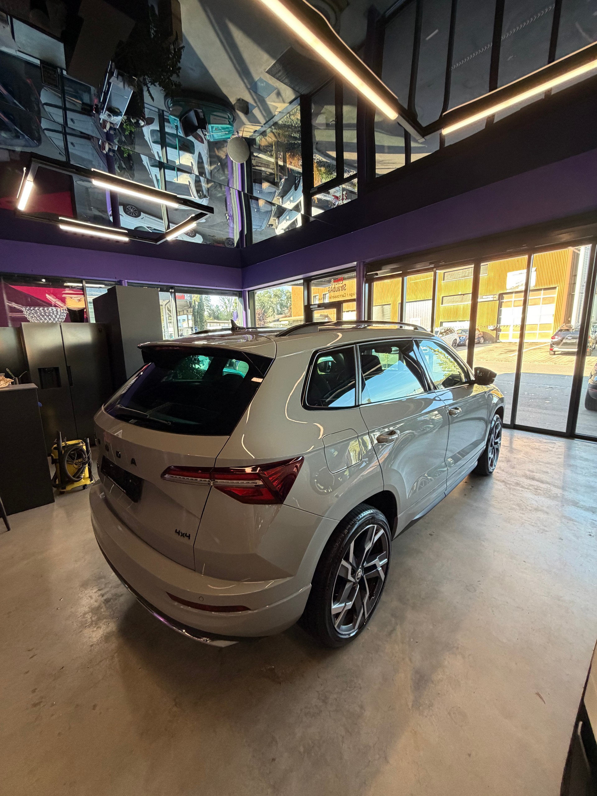 SKODA Karoq 2.0 TSI SportLine 4x4 DSG-image-13