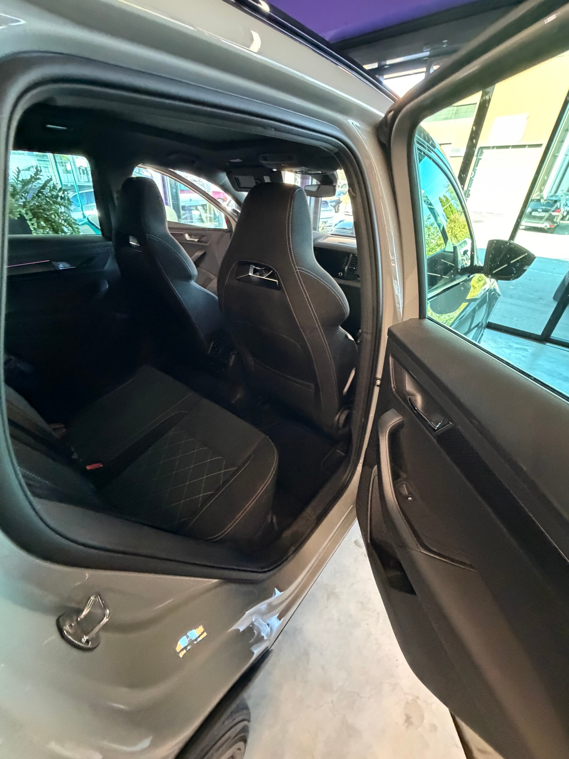 SKODA Karoq 2.0 TSI SportLine 4x4 DSG-image-15