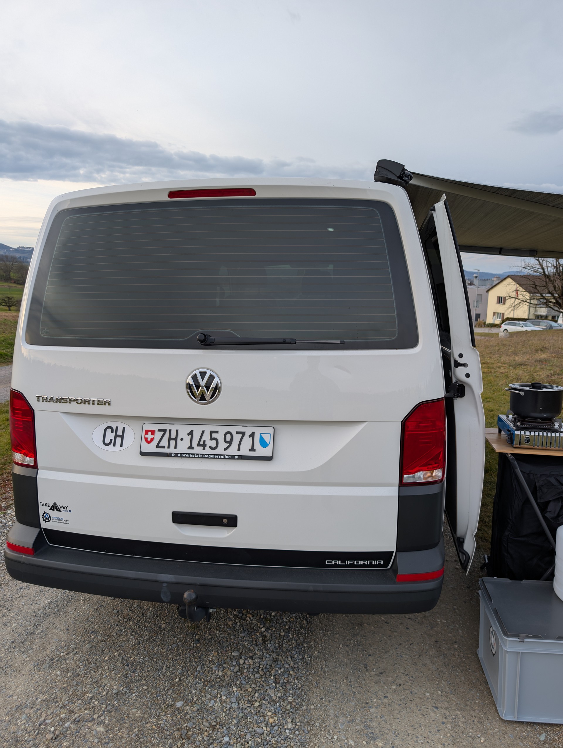 VW 2.0 TDI 90 Entry-image-5