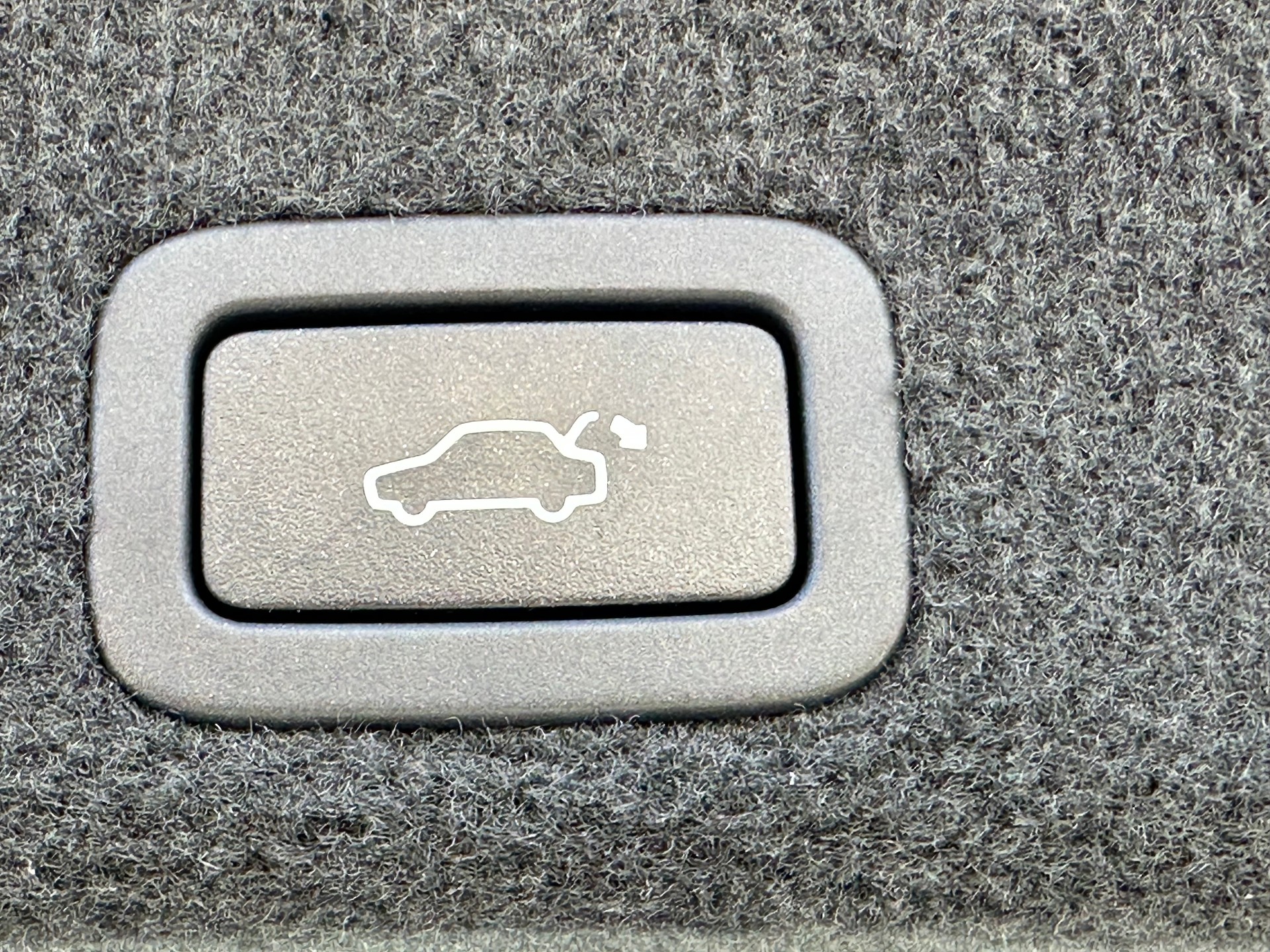 VOLVO XC60 D4 AWD Kinetic Geartronic-image-25