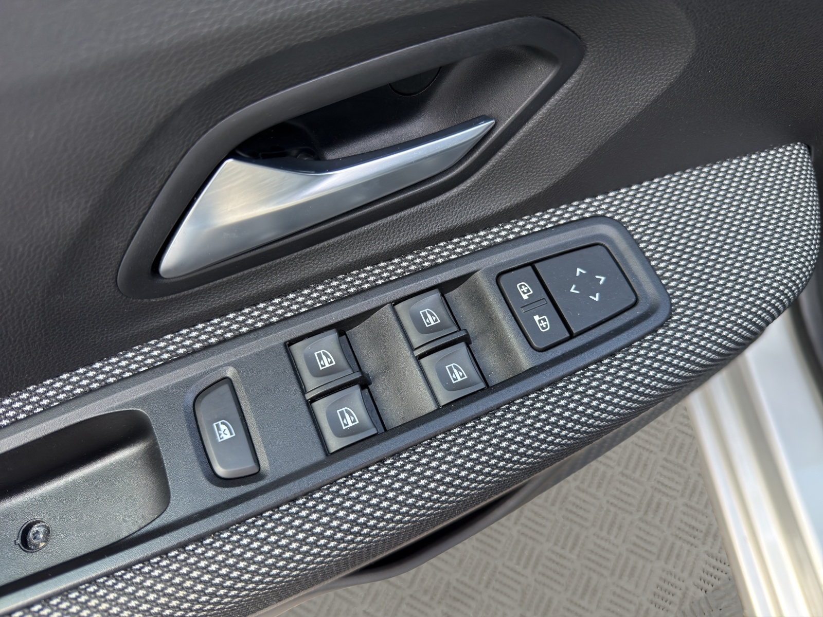 DACIA Sandero TCe 90 Comfort-image-20