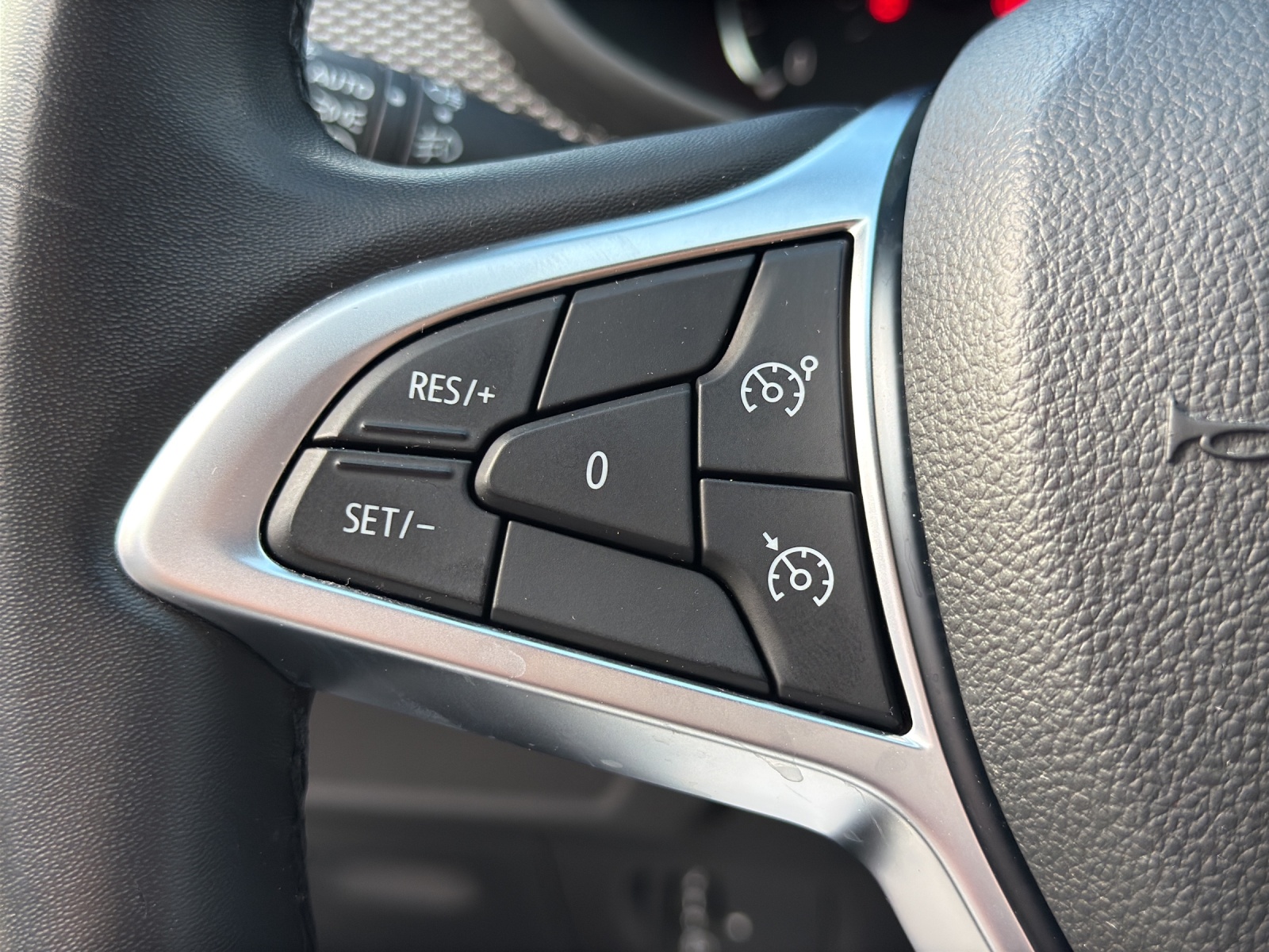 DACIA Sandero TCe 90 Comfort-image-22