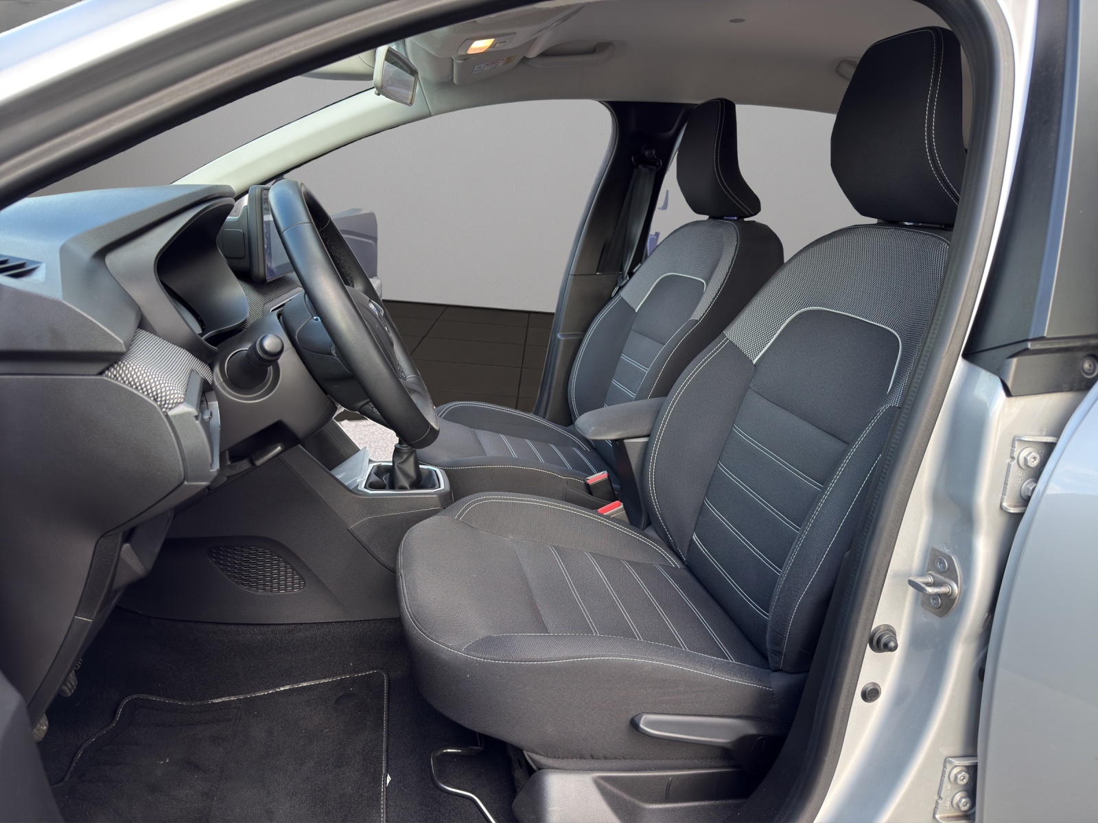 DACIA Sandero TCe 90 Comfort-image-8