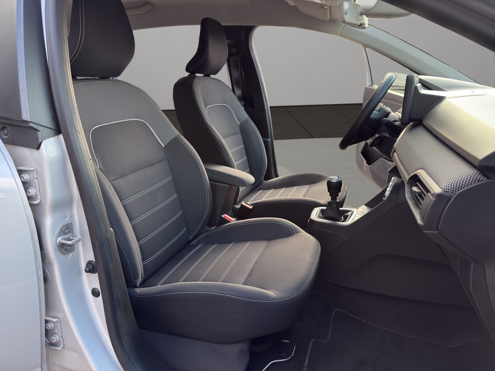 DACIA Sandero TCe 90 Comfort-image-16