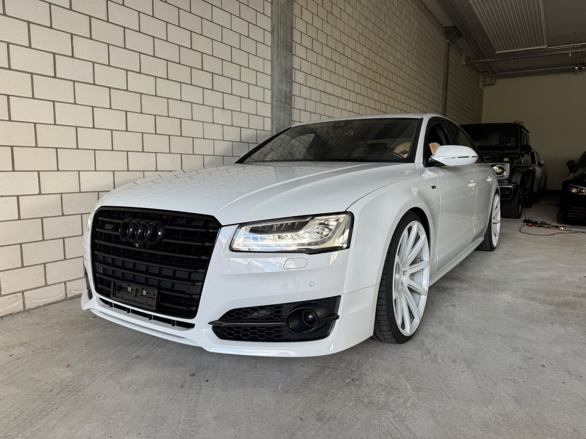 AUDI S8 4.0 TFSI V8 plus quattro tiptronic Traumausstattung-showroom-element-1