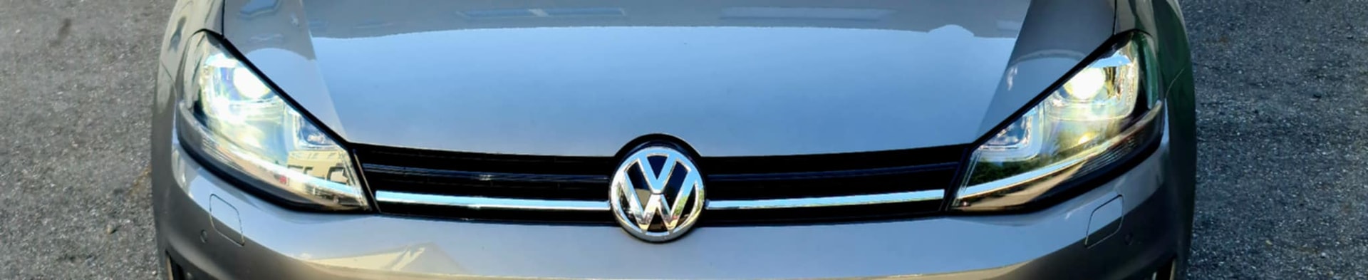 VW Golf Variant 1.6 TDI Lounge-image-4