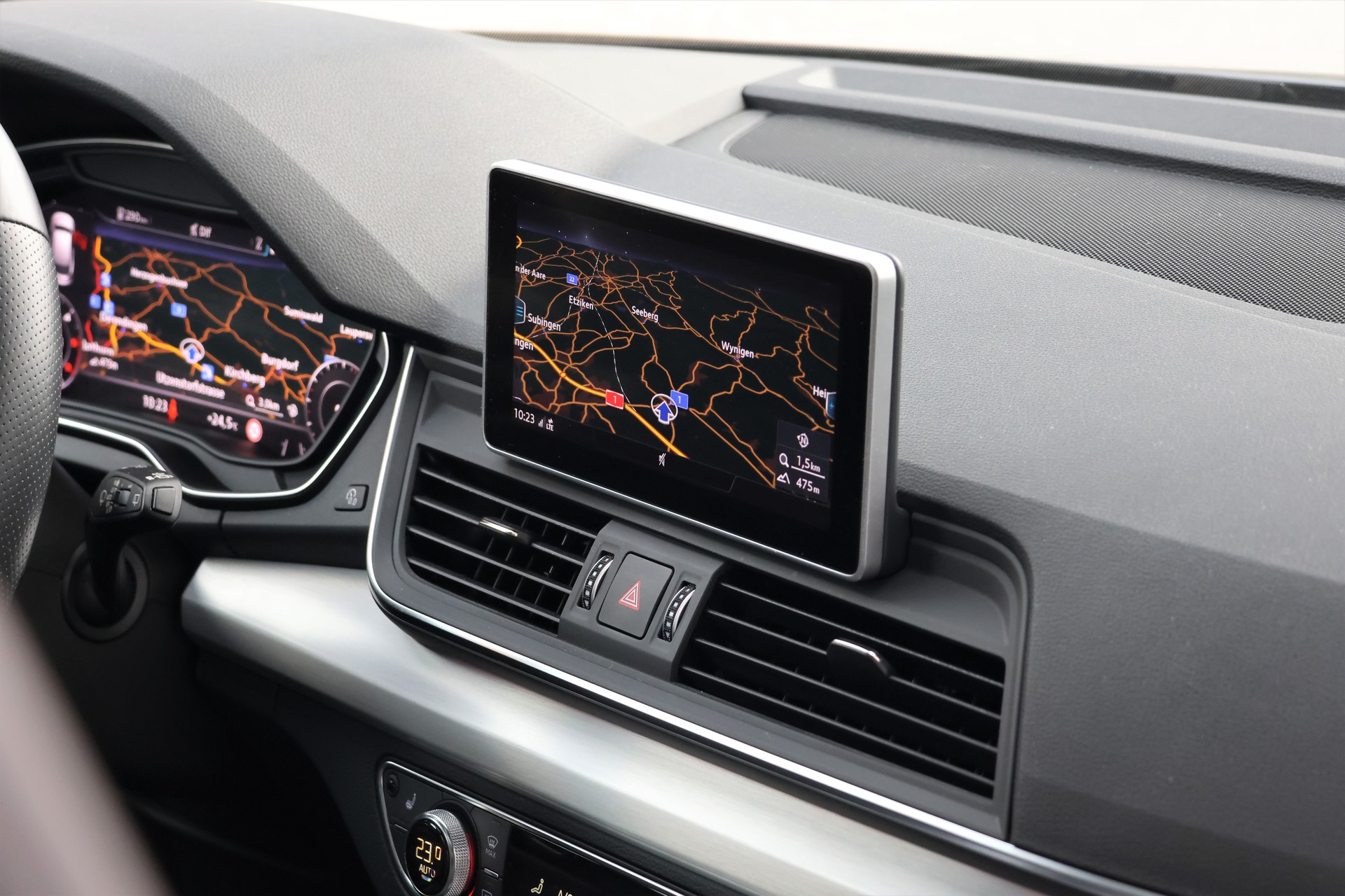 AUDI Q5 40 TDI sport quattro S-tronic (CH) S-Line-image-20