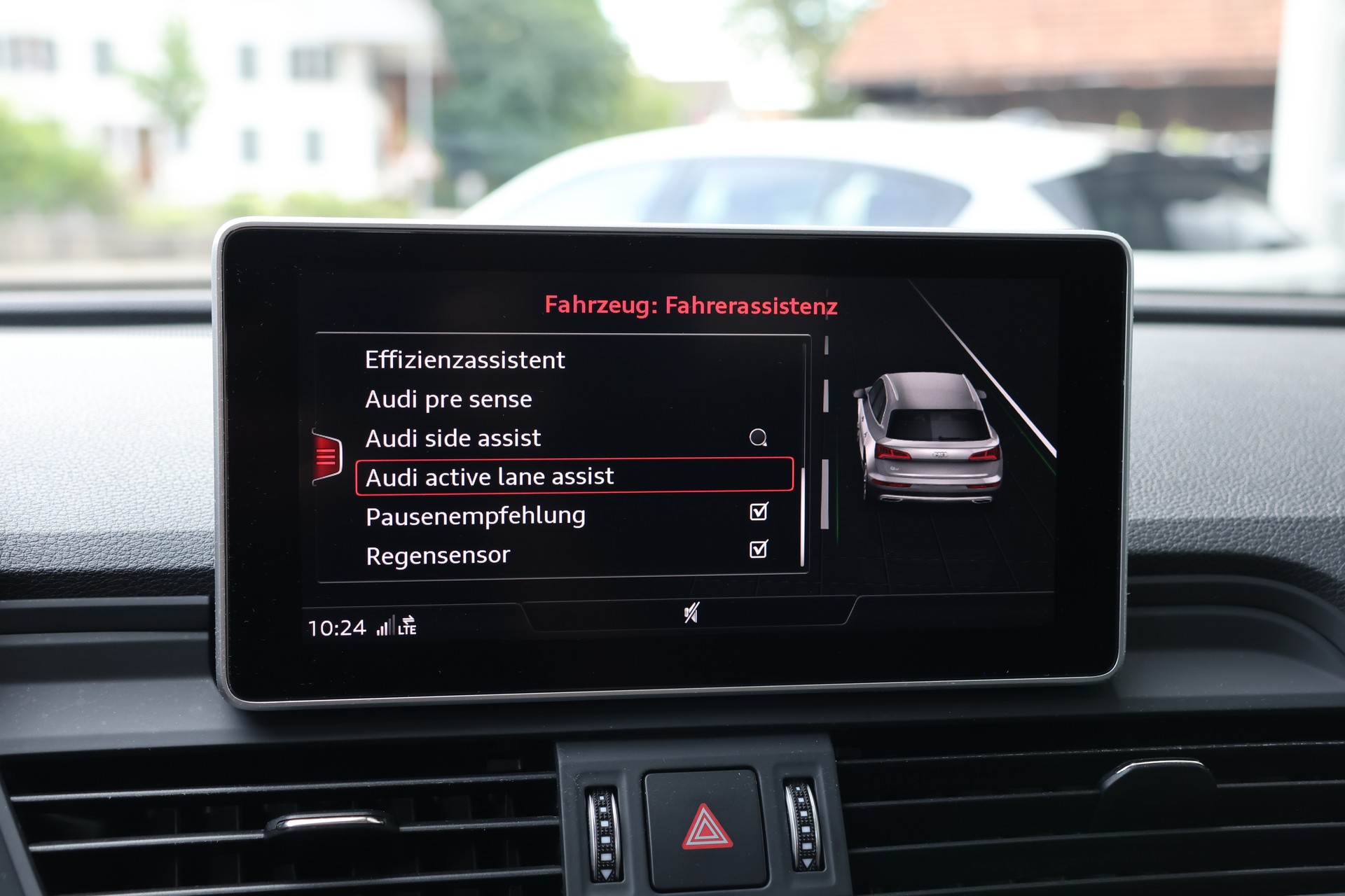 AUDI Q5 40 TDI sport quattro S-tronic (CH) S-Line-image-24