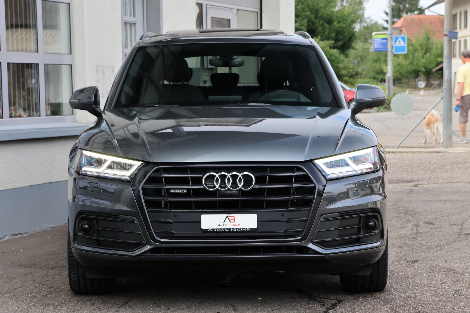 AUDI Q5 40 TDI sport quattro S-tronic (CH) S-Line-image-1
