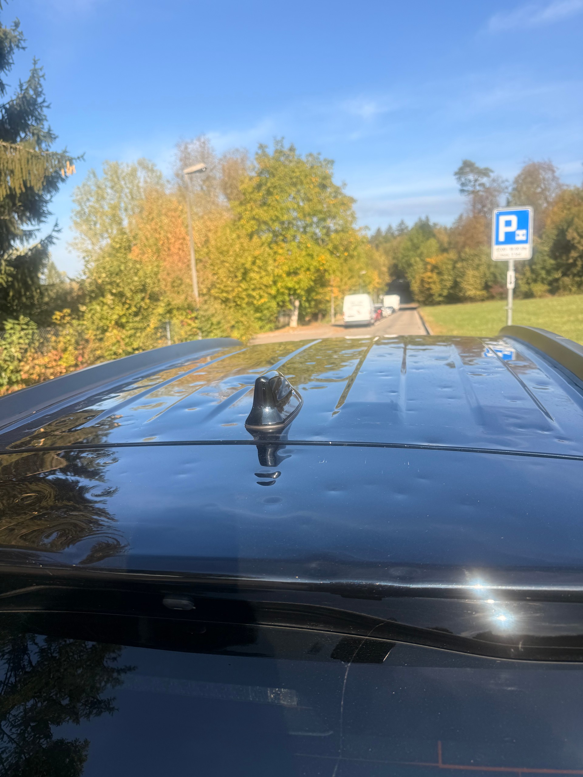 TOYOTA 2.0 HSD Trend AWD-i-image-5