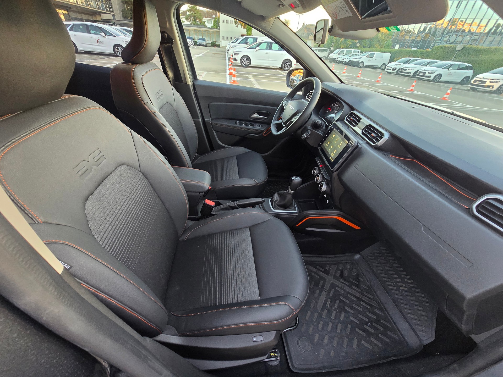 DACIA Duster TCe 150 Extreme EDC 4x2-image-7