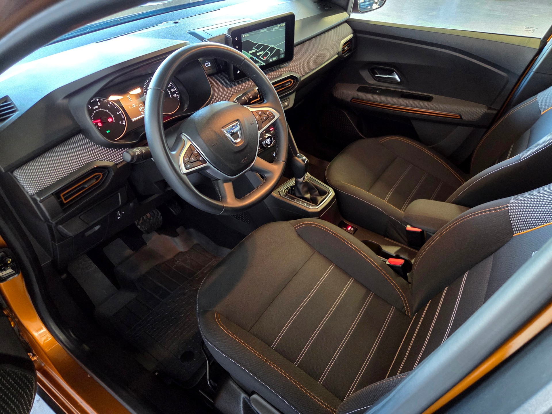 DACIA Sandero 1.0 TCe Stepway Comfort-image-10