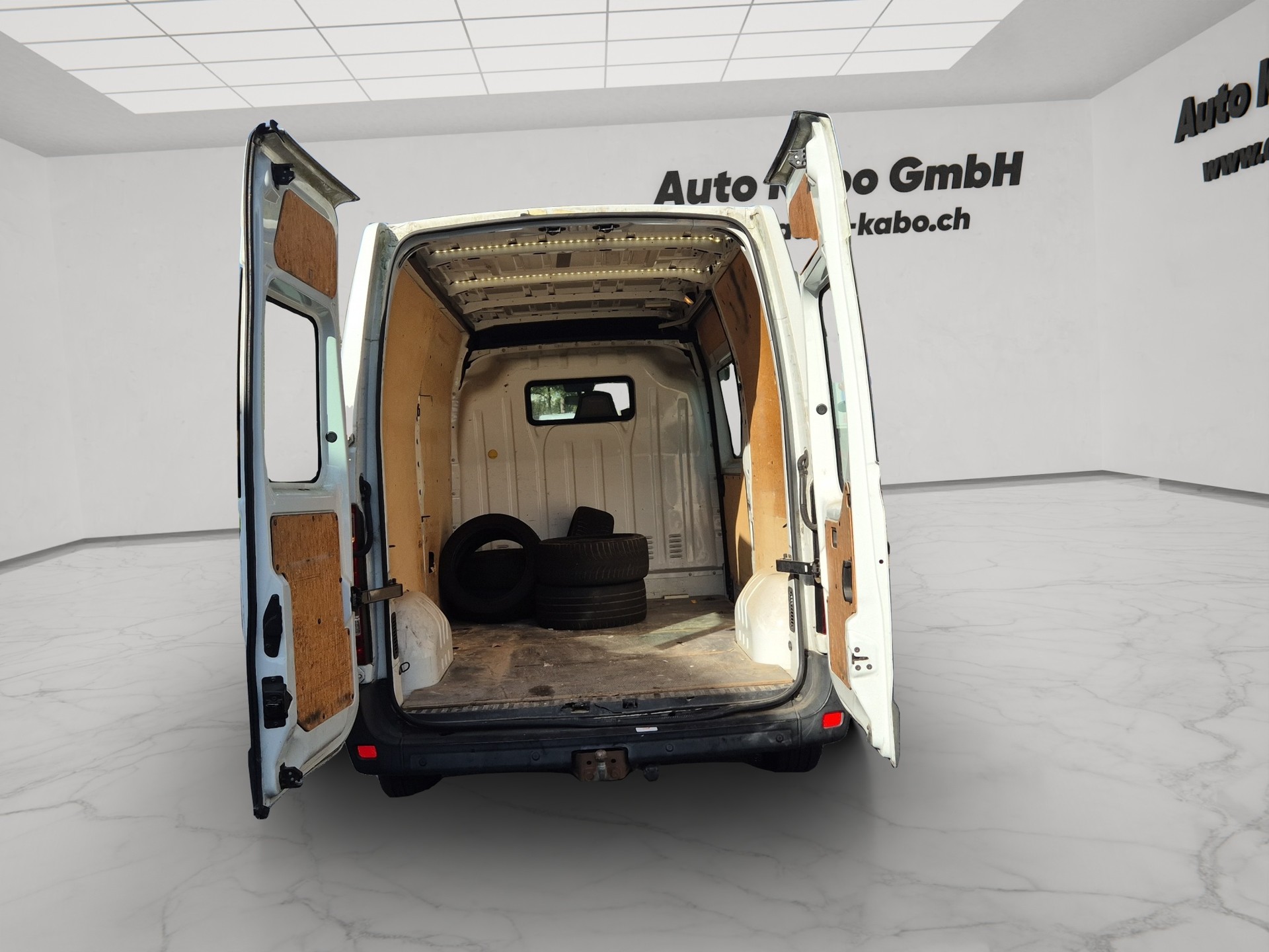 RENAULT Master T35 2.3dCi L3H3-image-9
