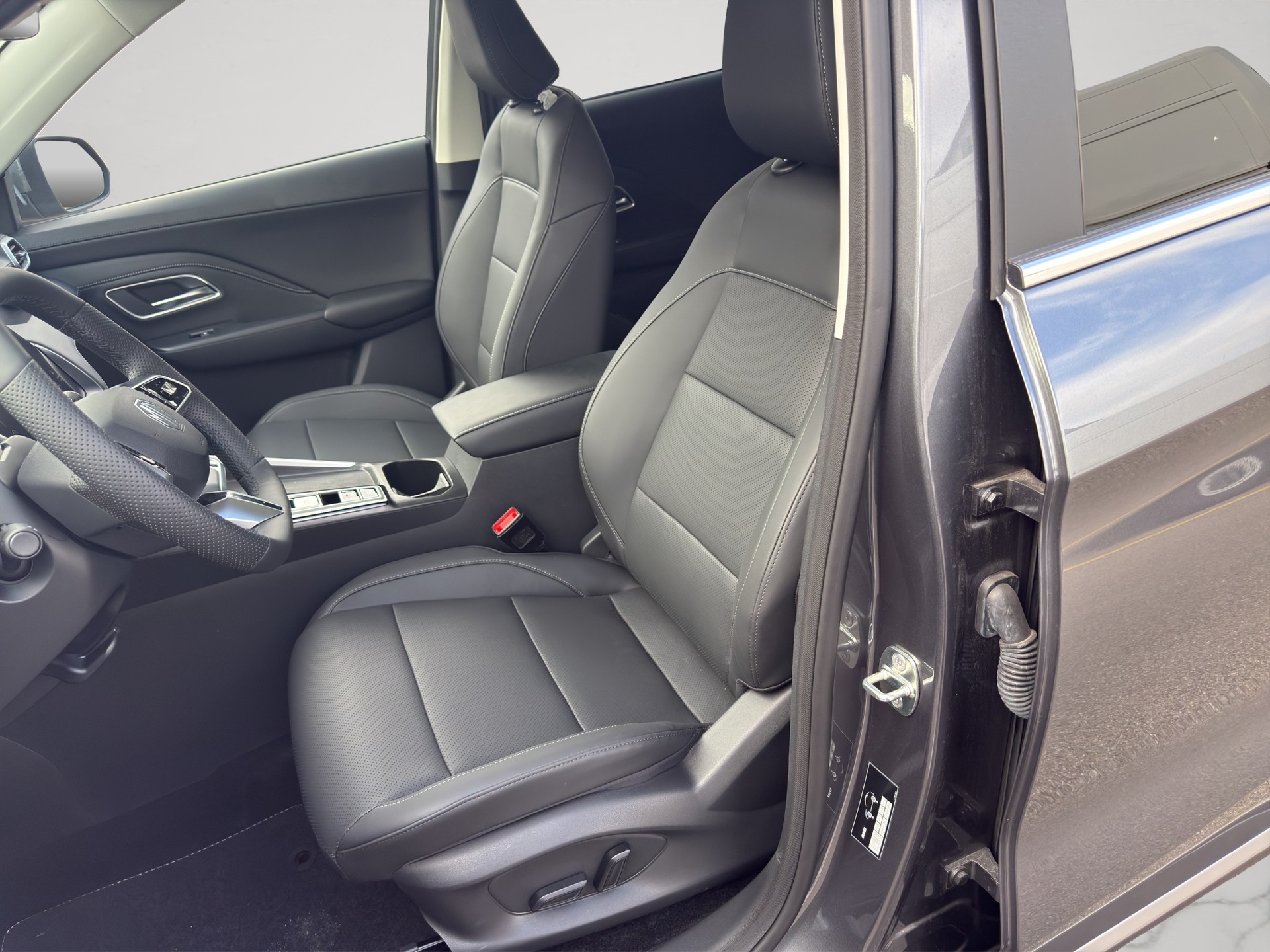 MG ZS 1.5 HEV Luxury MG ZS 1.5 Hybrid+ Sunroof-image-11