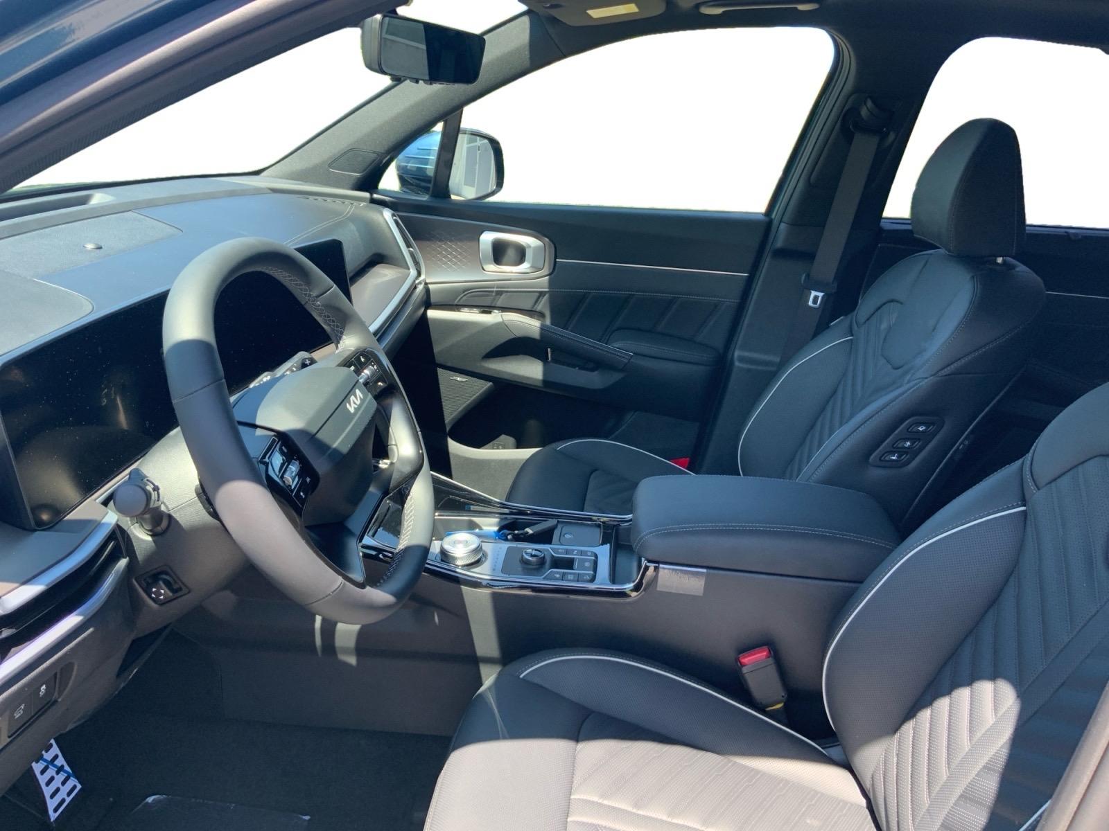 KIA Sorento 2.2 SmartD Style 7P-image-4
