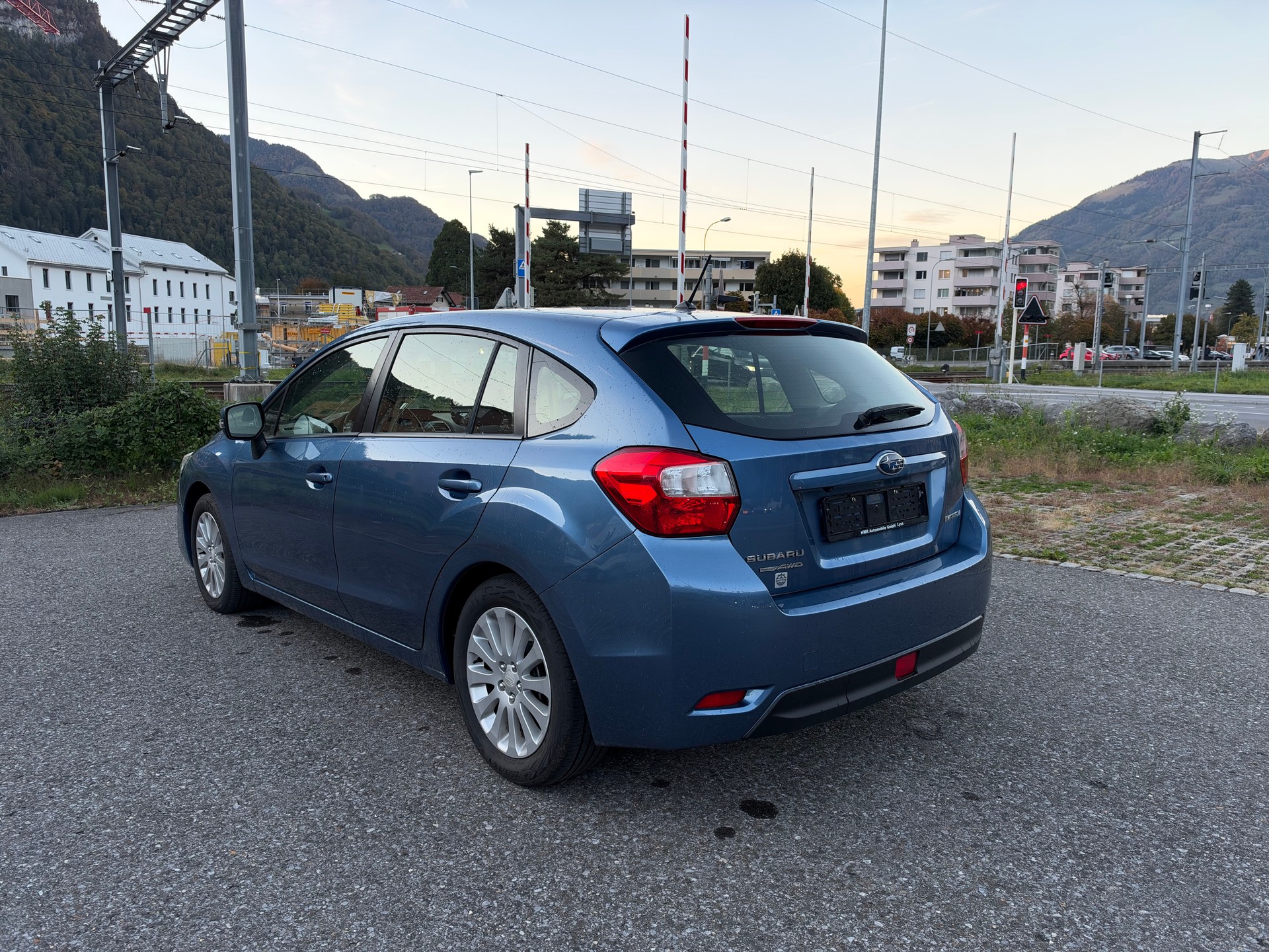 SUBARU Impreza 1.6 Swiss two-image-1