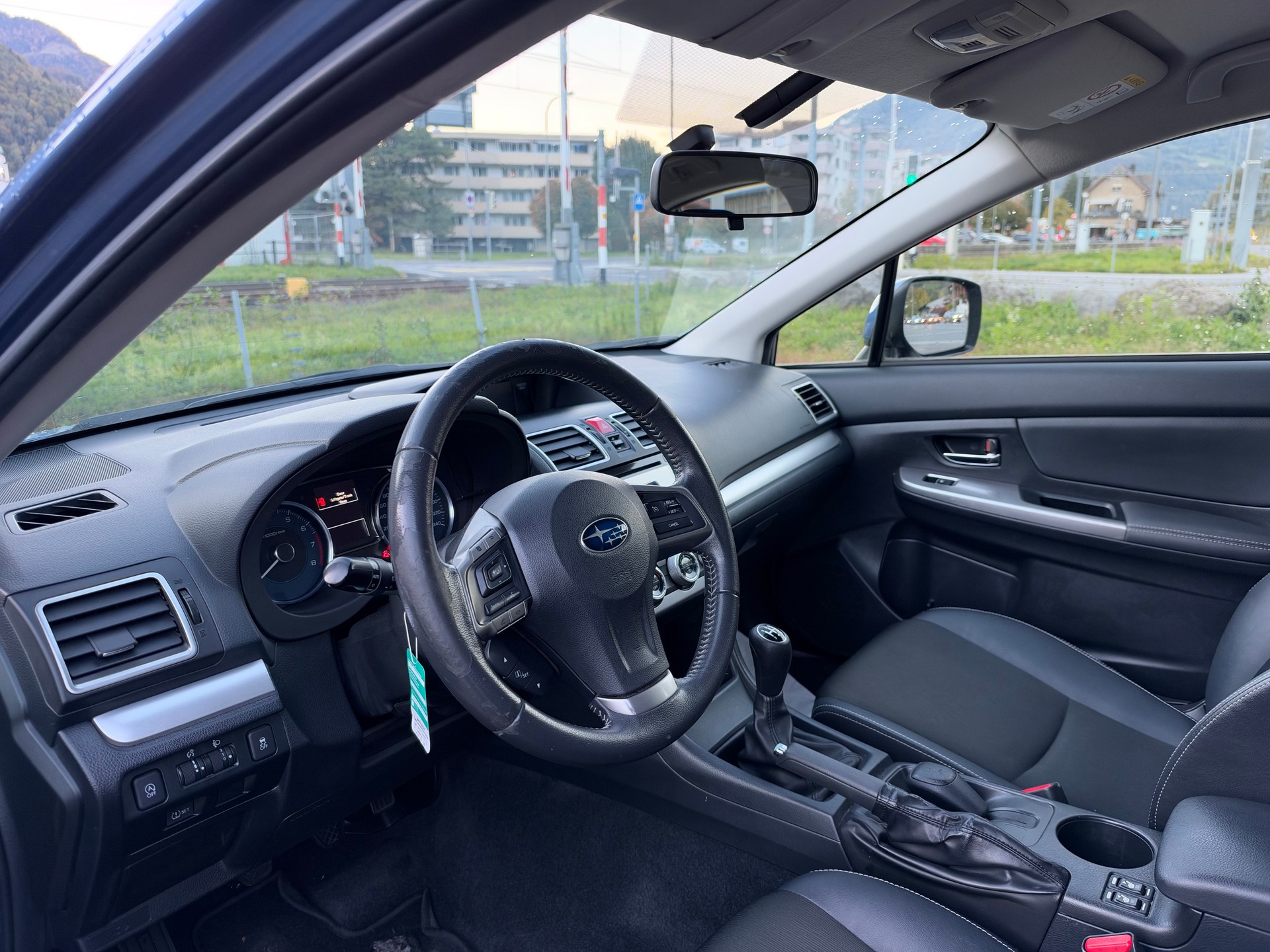 SUBARU Impreza 1.6 Swiss two-image-8